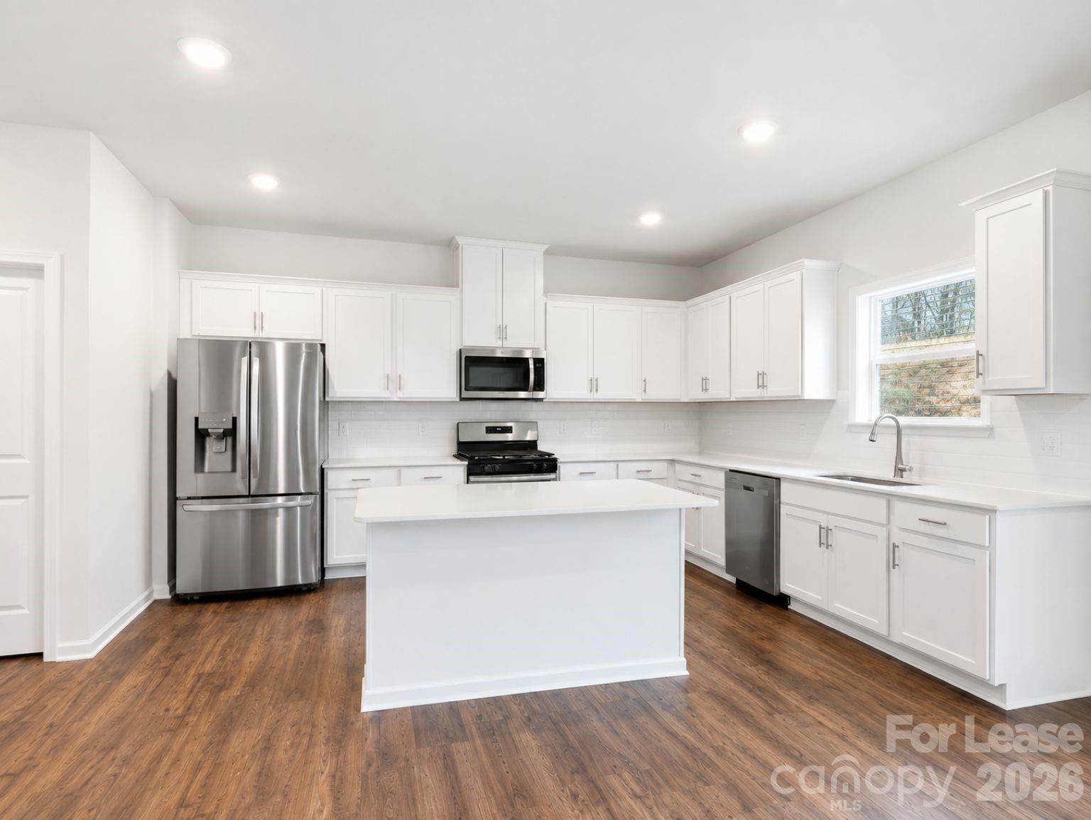 10971 Claystone Drive Property Photo 2