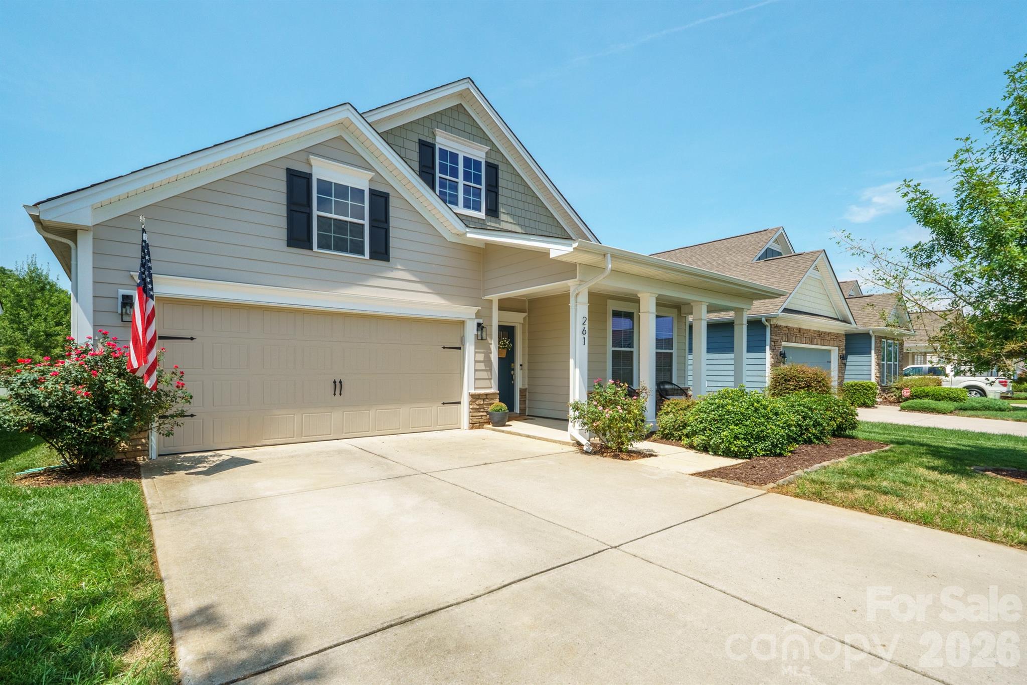 261 Robinwood Lane Property Photo 6
