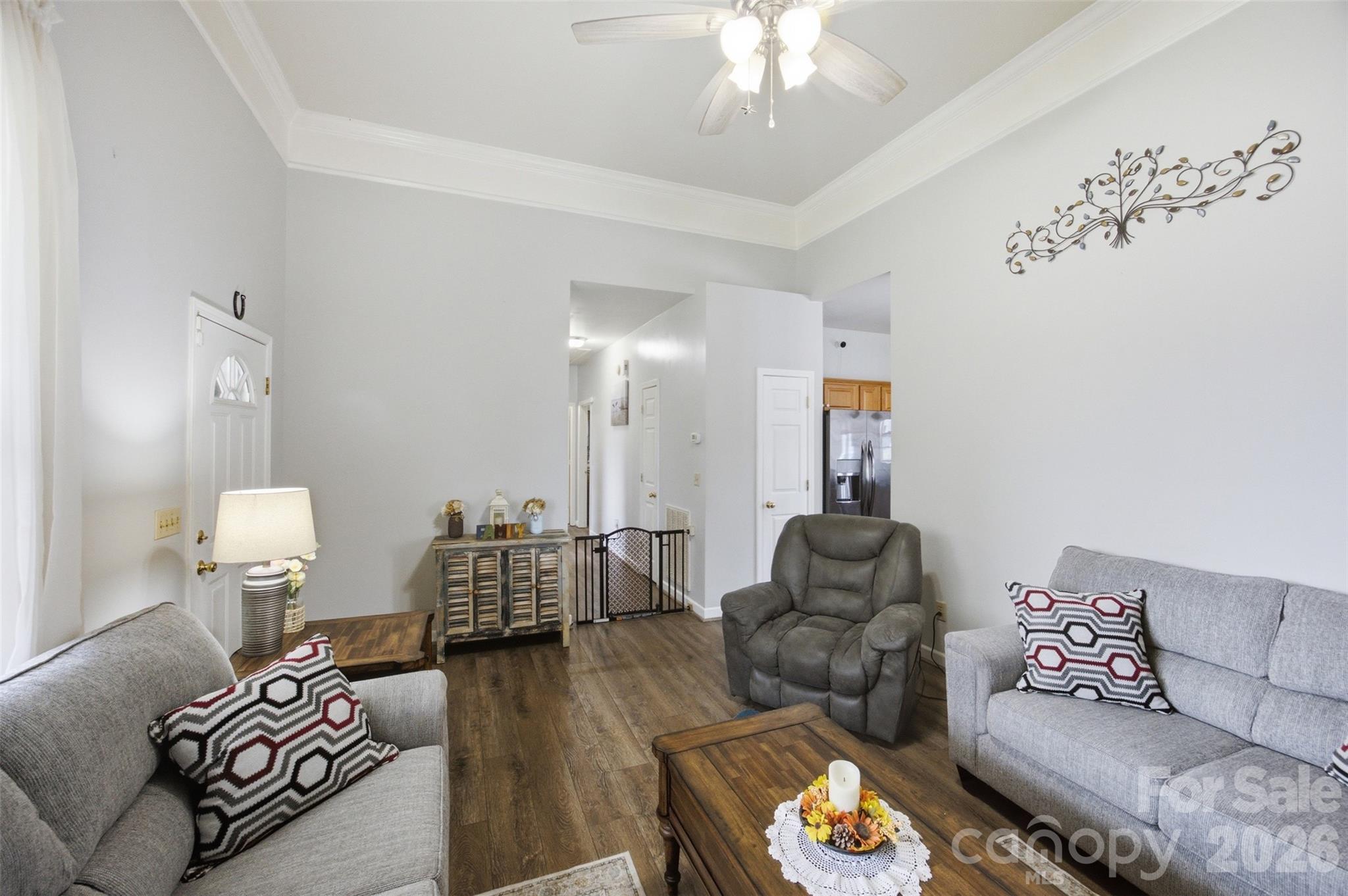 400 Brookhollow Drive Property Photo 12