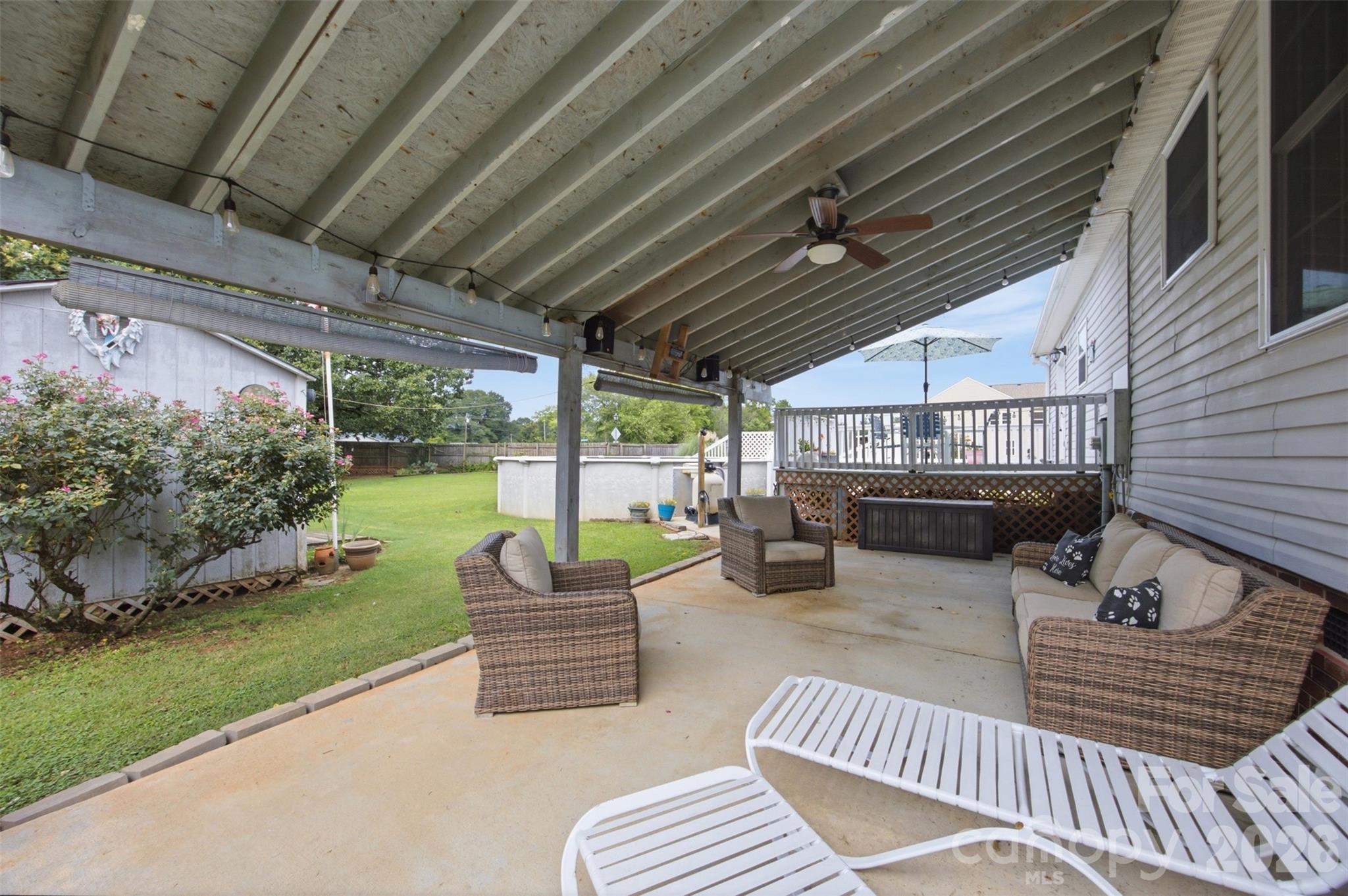 400 Brookhollow Drive Property Photo 37