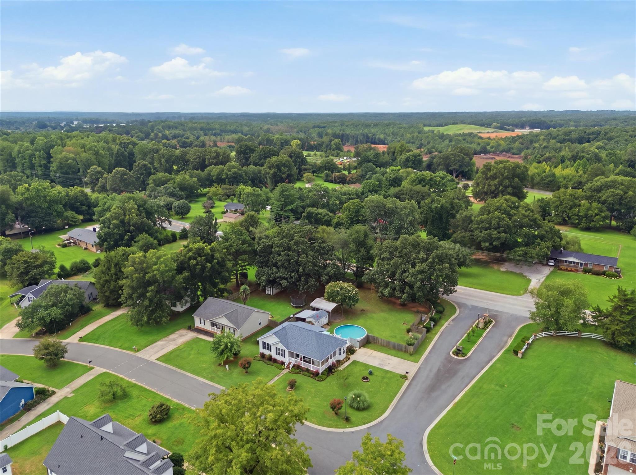 400 Brookhollow Drive Property Photo 42