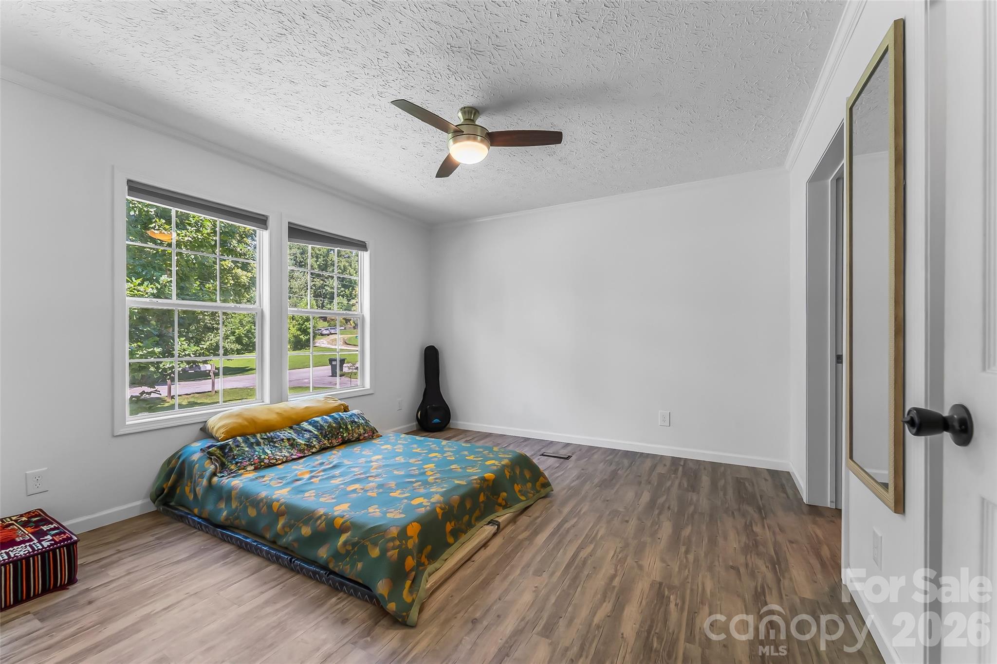 318 Souther Road Property Photo 4