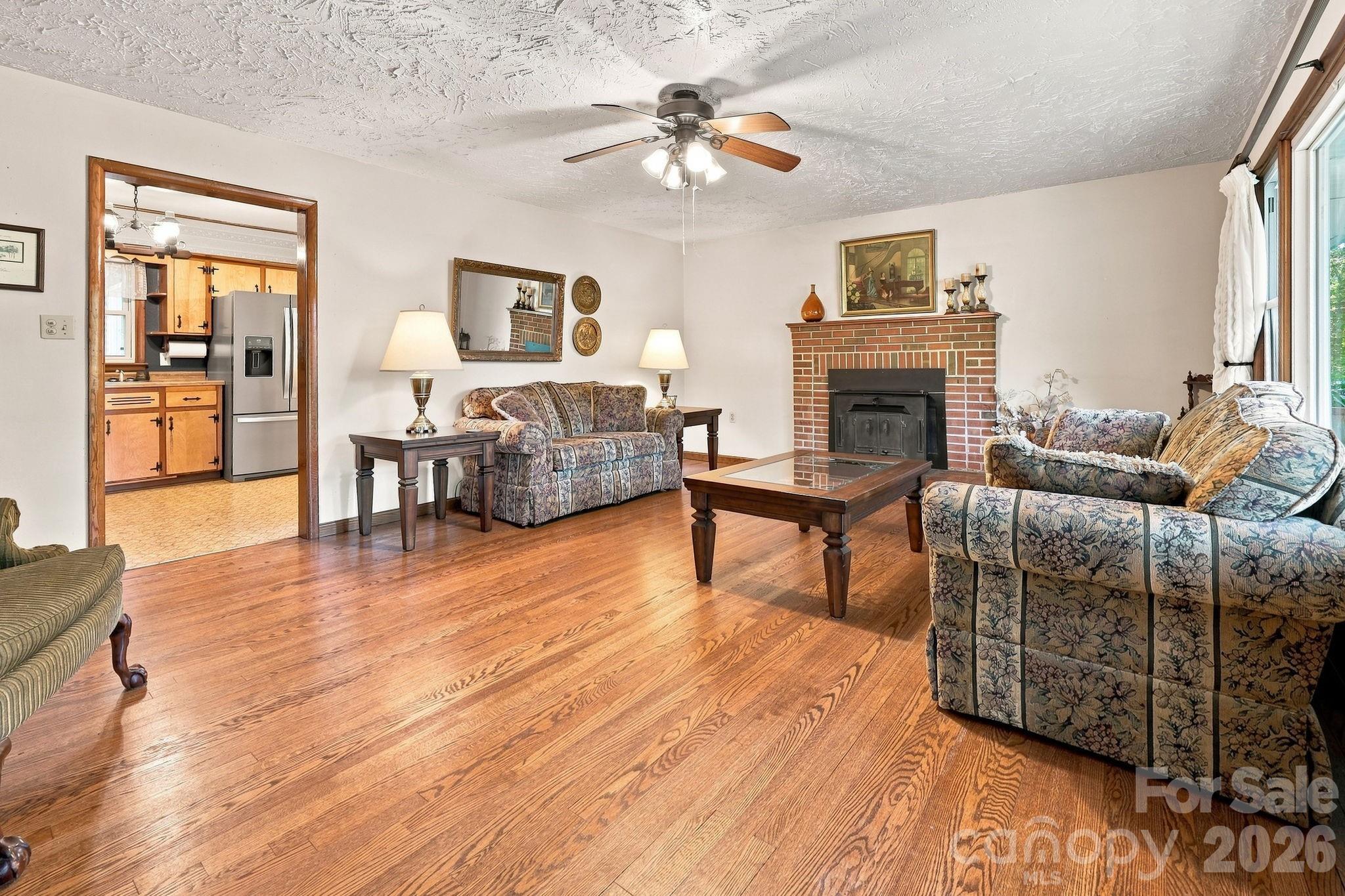 28 R And K Drive Property Photo 4