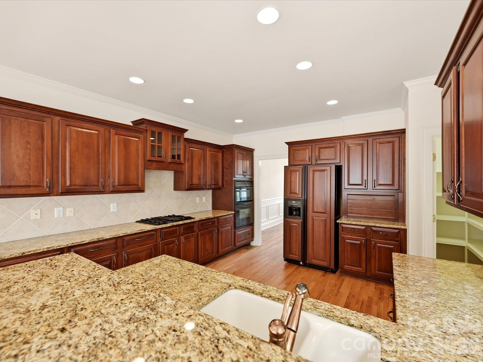 27263 Preston Place 748 Property Photo 18