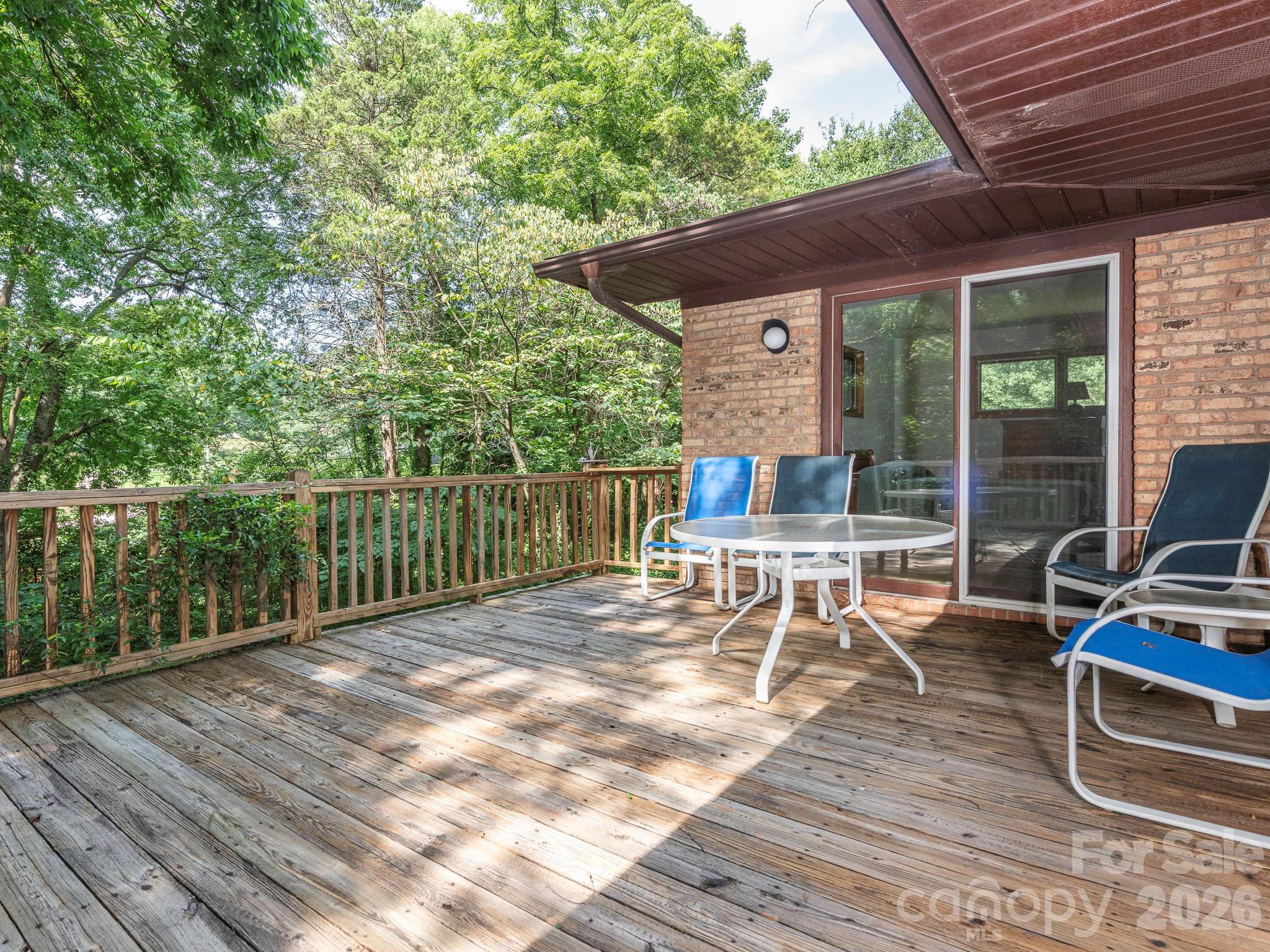 6211 Providence Court Property Photo 7
