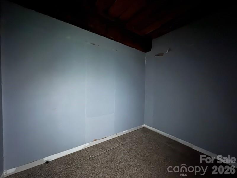 201 S Hoskins Road 318 Property Photo 18