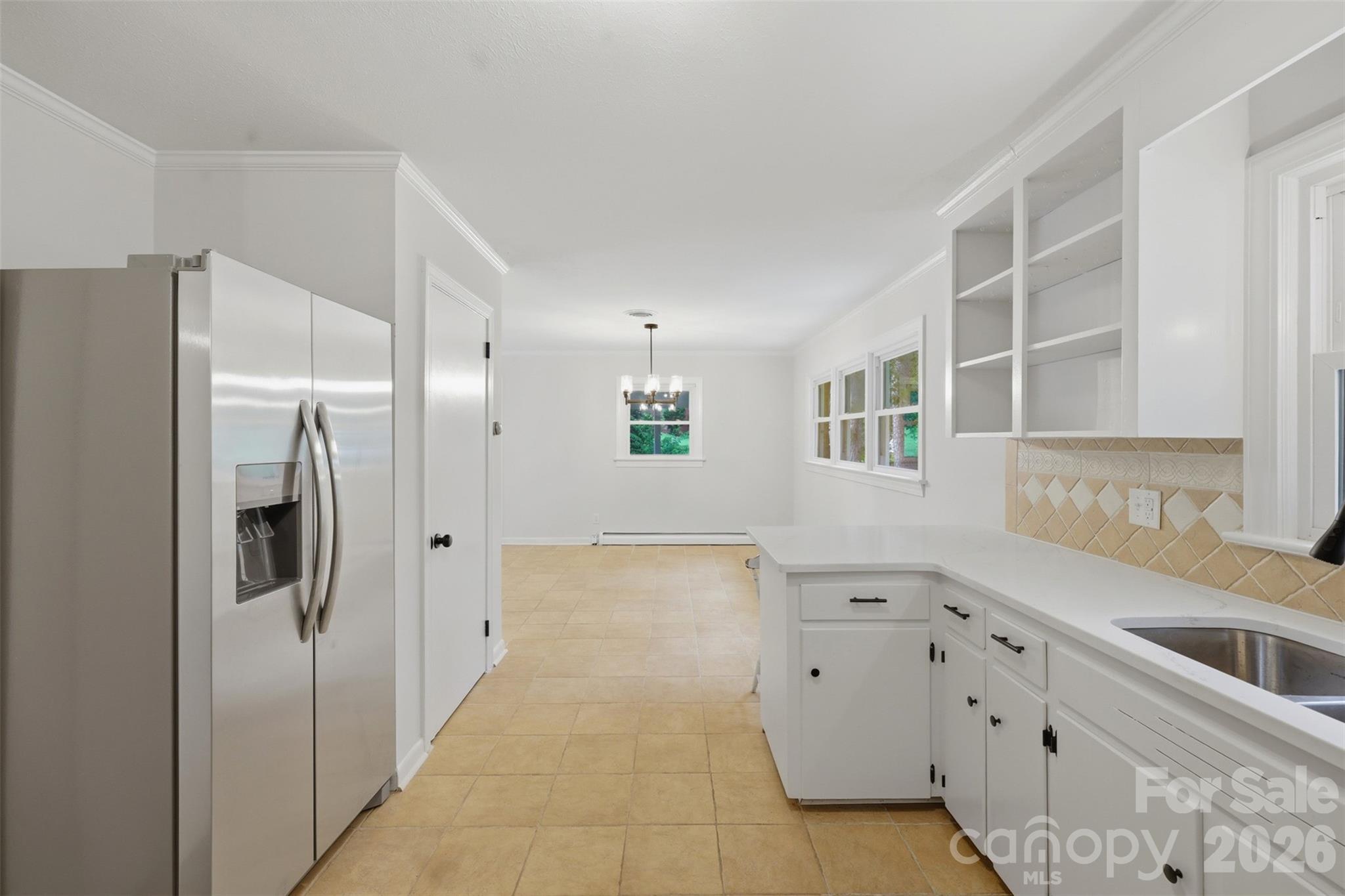 401 S East End Avenue Property Photo 15