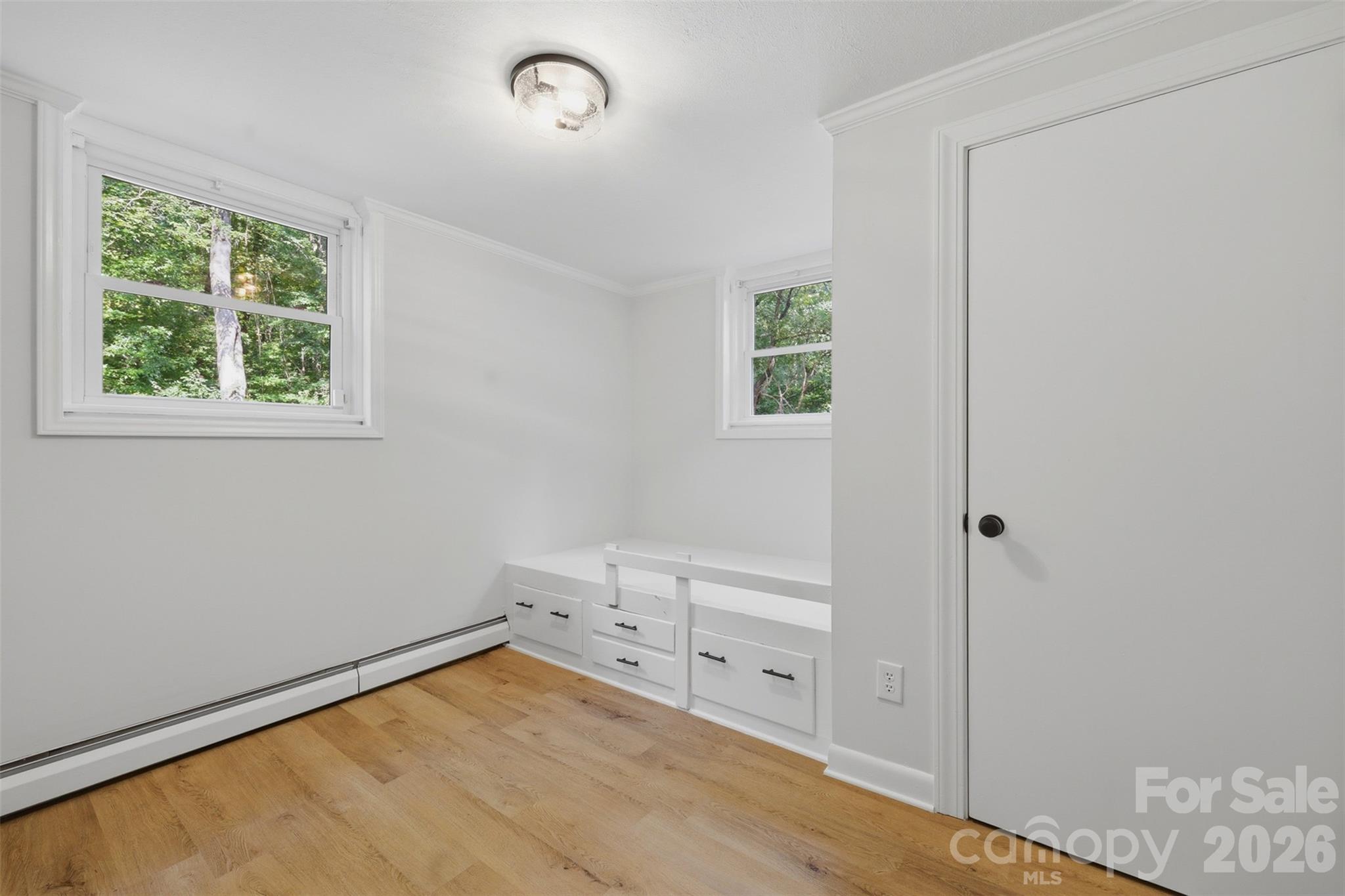 401 S East End Avenue Property Photo 28