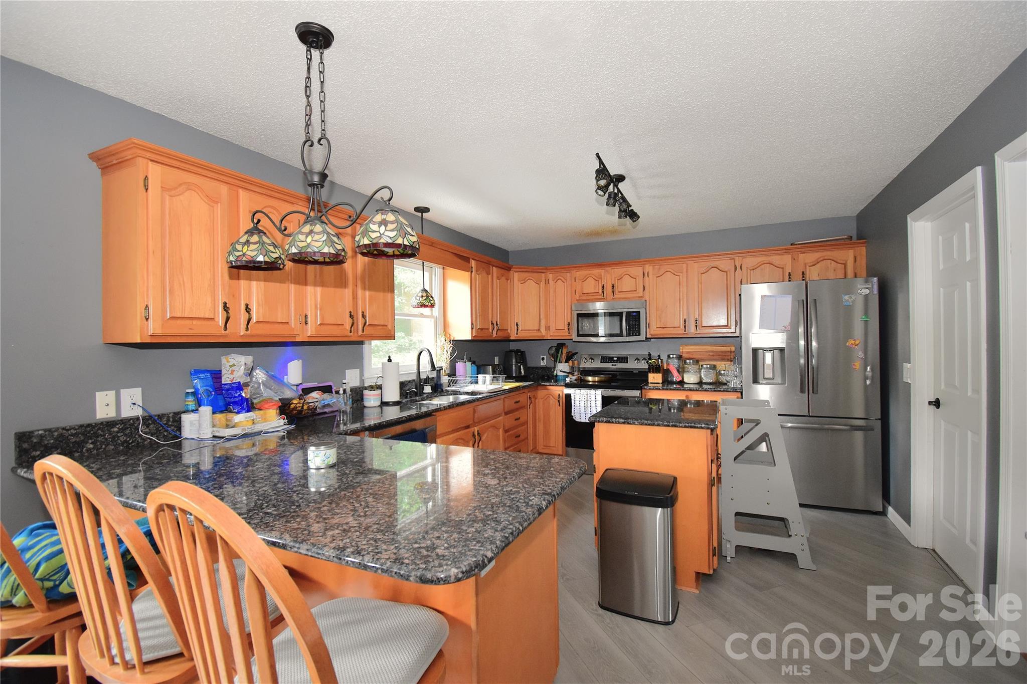 36 Cardinal Lane Property Photo 6