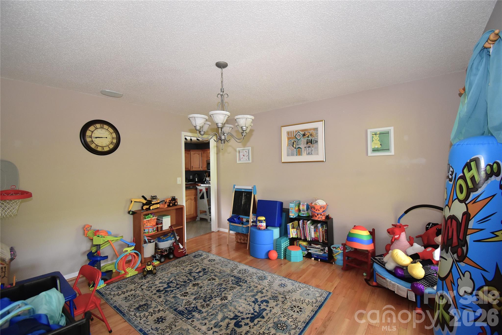 36 Cardinal Lane Property Photo 10