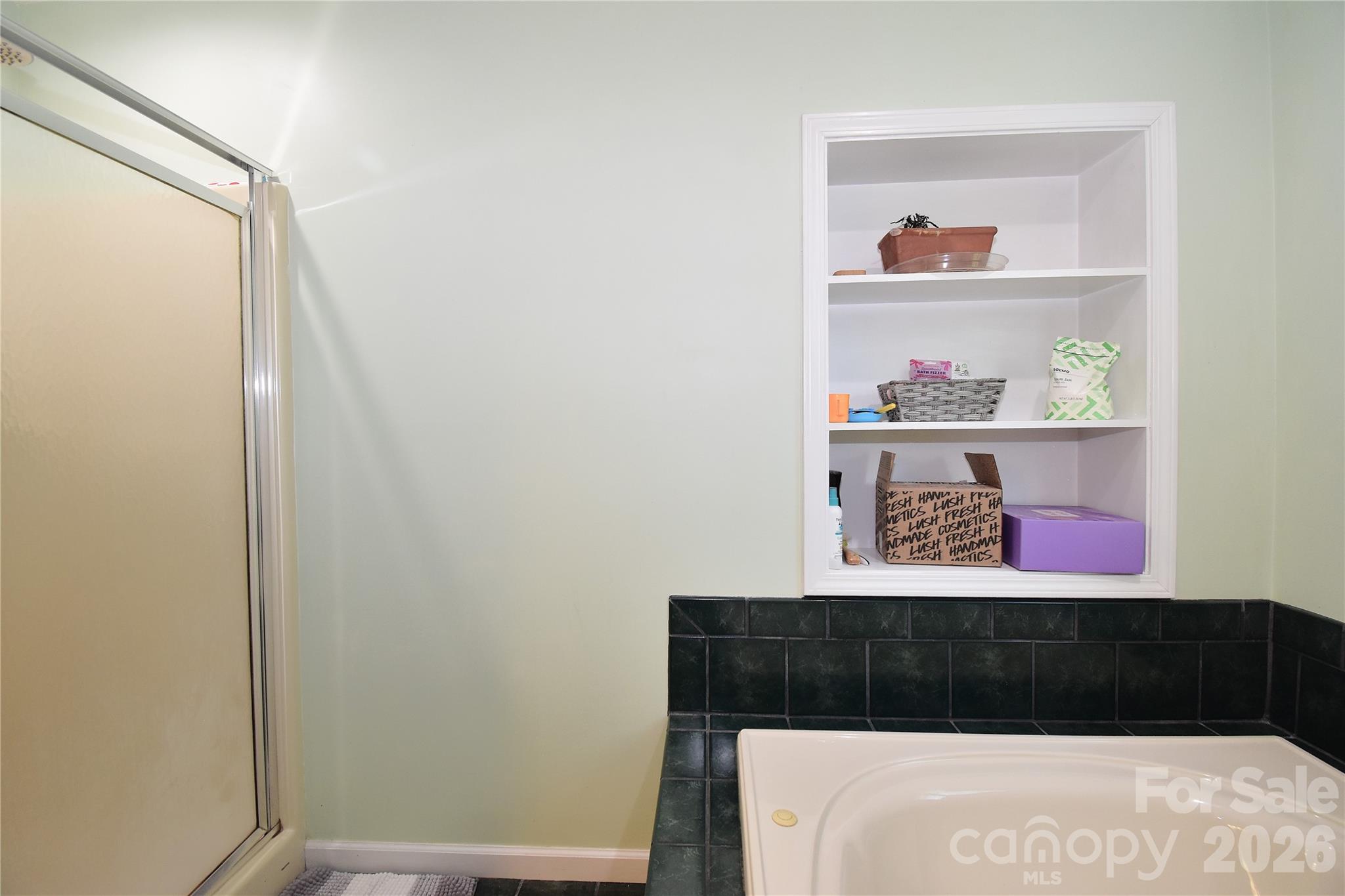 36 Cardinal Lane Property Photo 16
