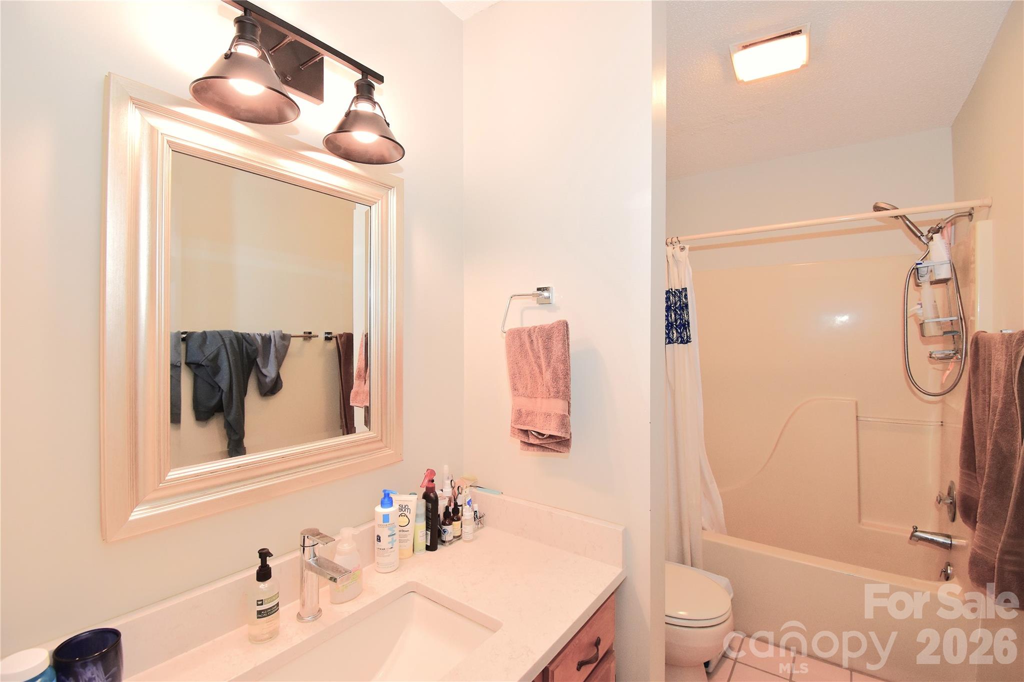 36 Cardinal Lane Property Photo 19