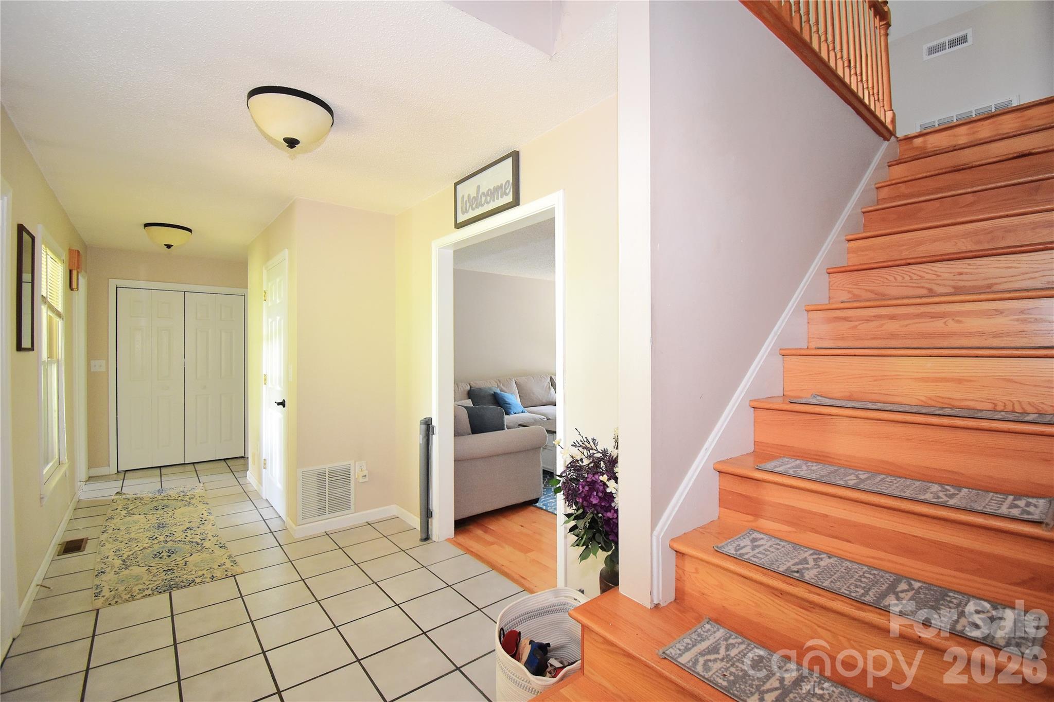 36 Cardinal Lane Property Photo 22