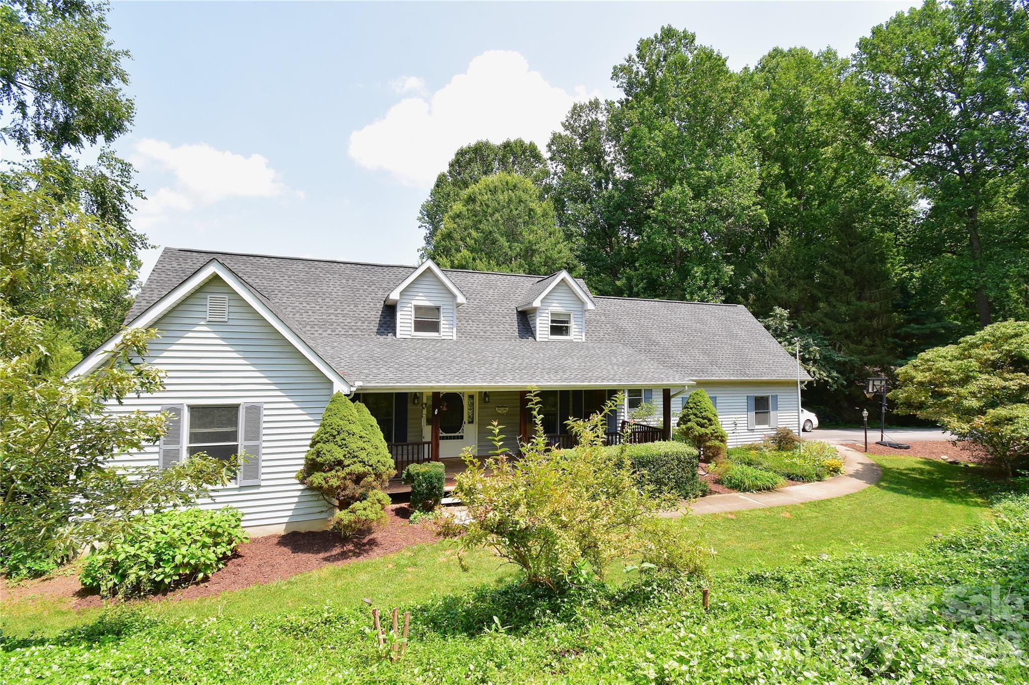 36 Cardinal Lane Property Photo 31