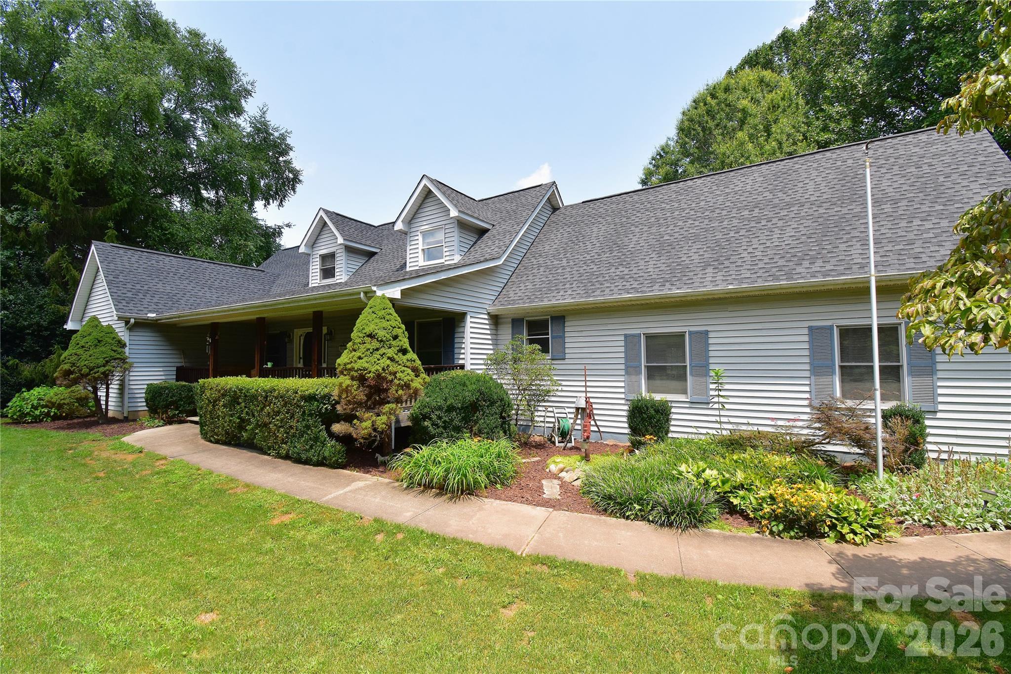 36 Cardinal Lane Property Photo 35