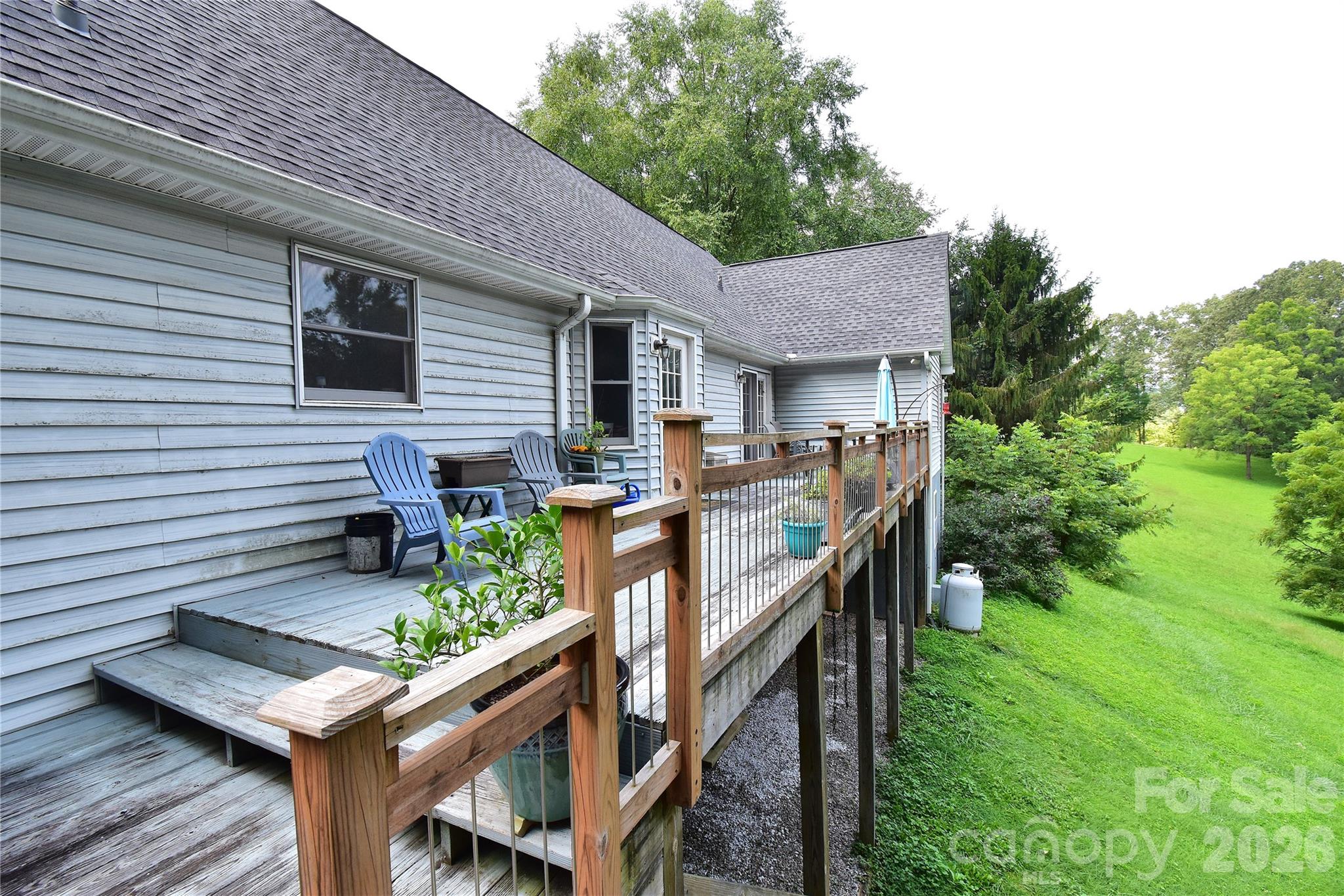 36 Cardinal Lane Property Photo 39