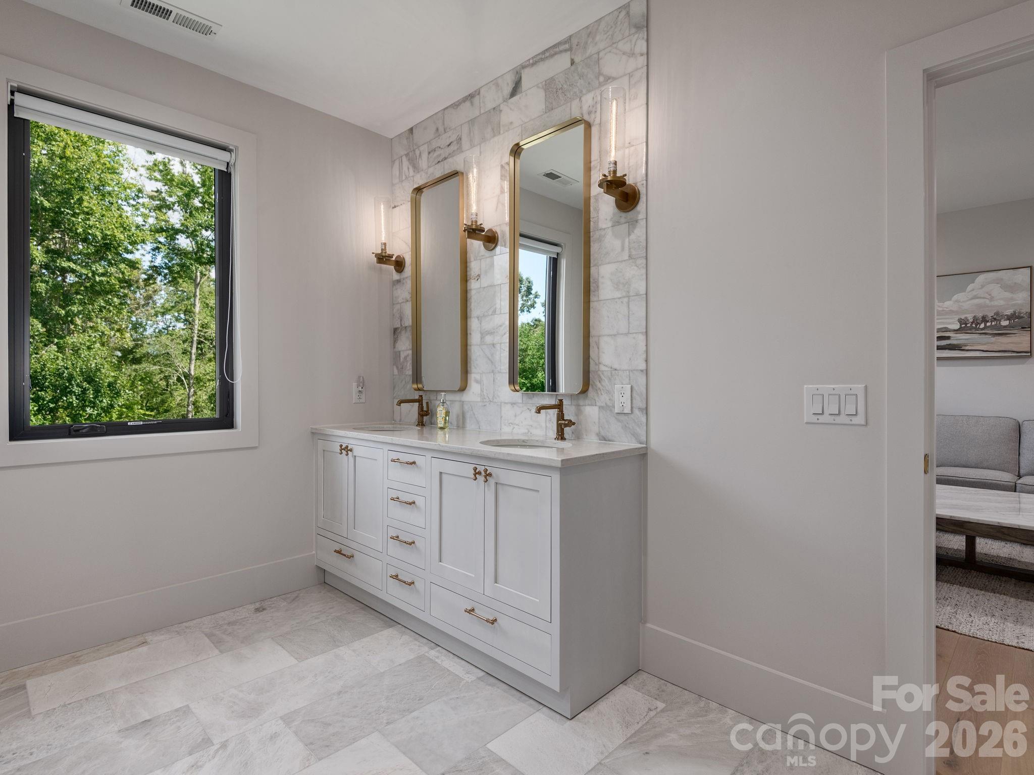 38 Thistle Lane Property Photo 36
