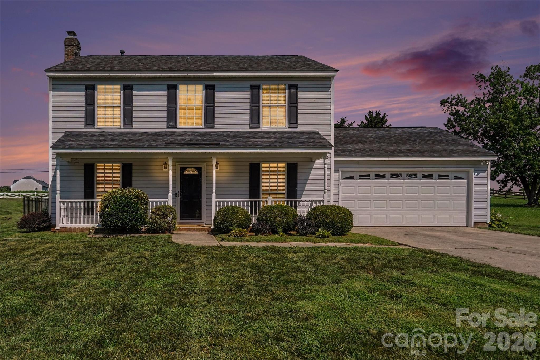 8512 Indian Summer Trail Property Photo 3
