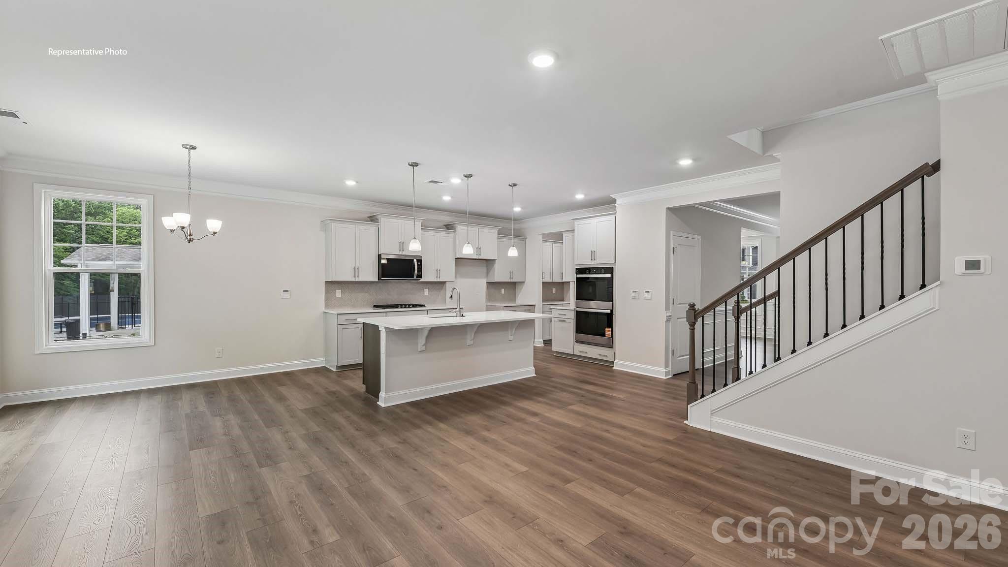 9123 Carver Avenue Property Photo 4