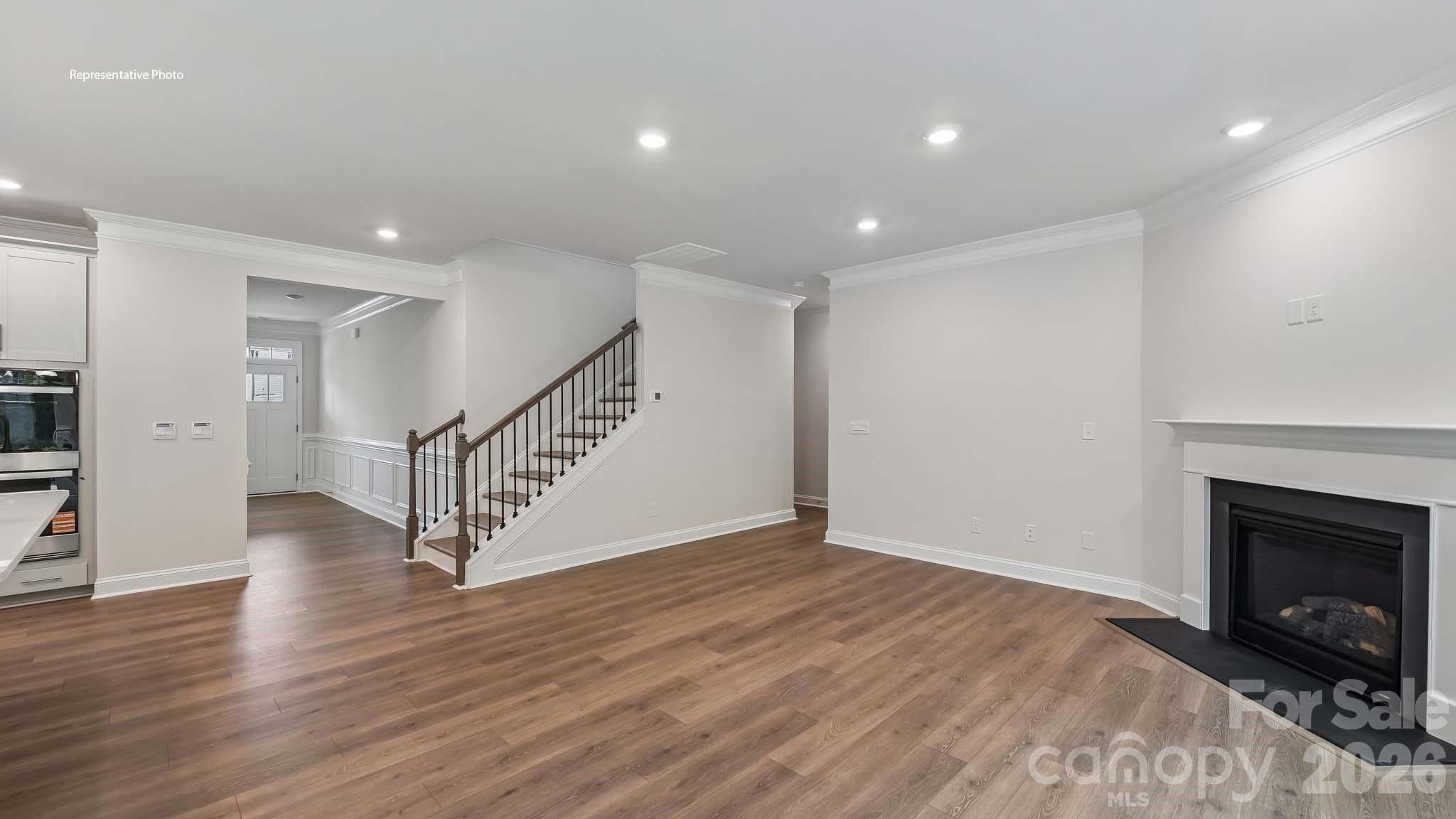 9123 Carver Avenue Property Photo 5
