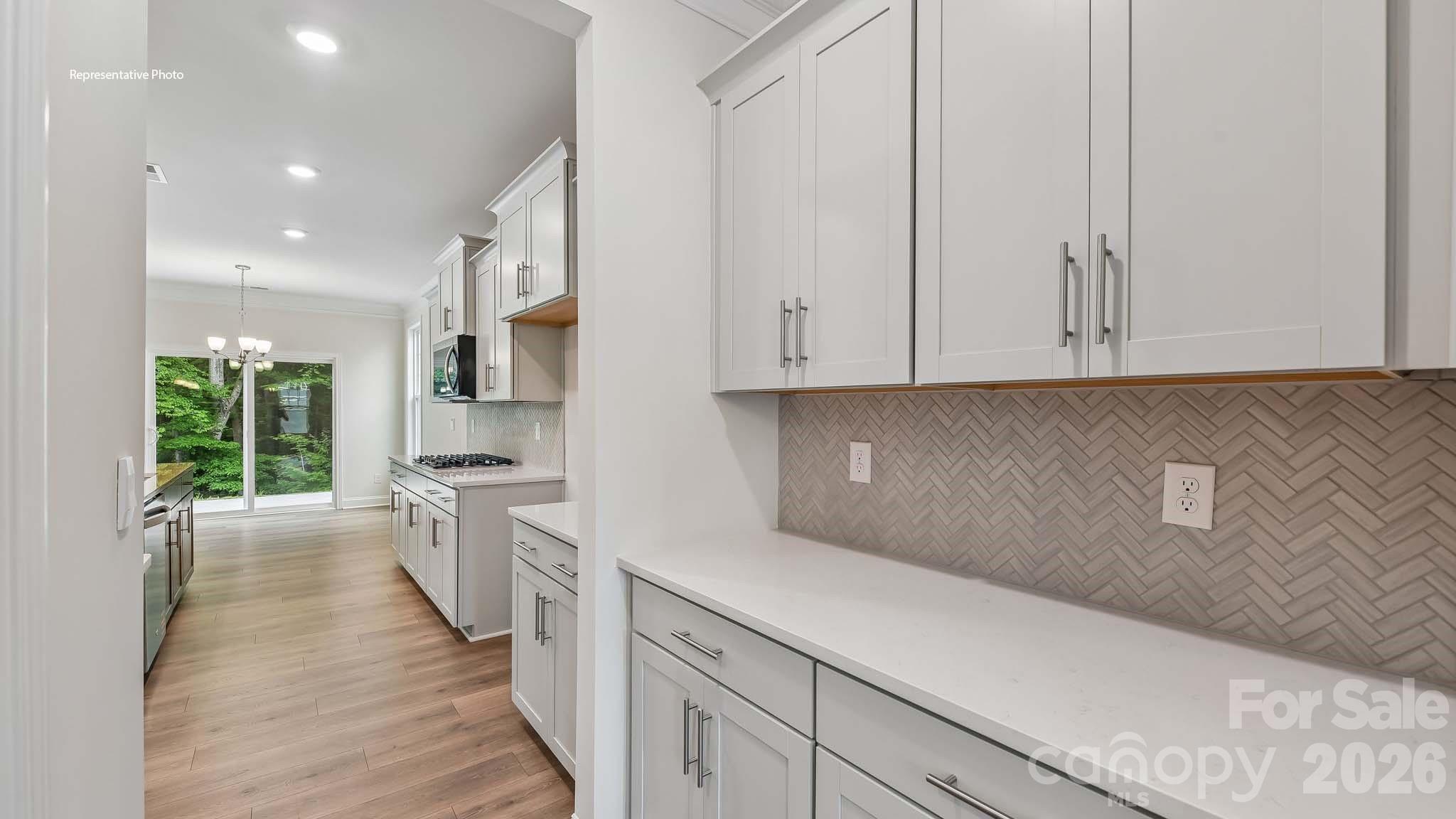 9123 Carver Avenue Property Photo 7