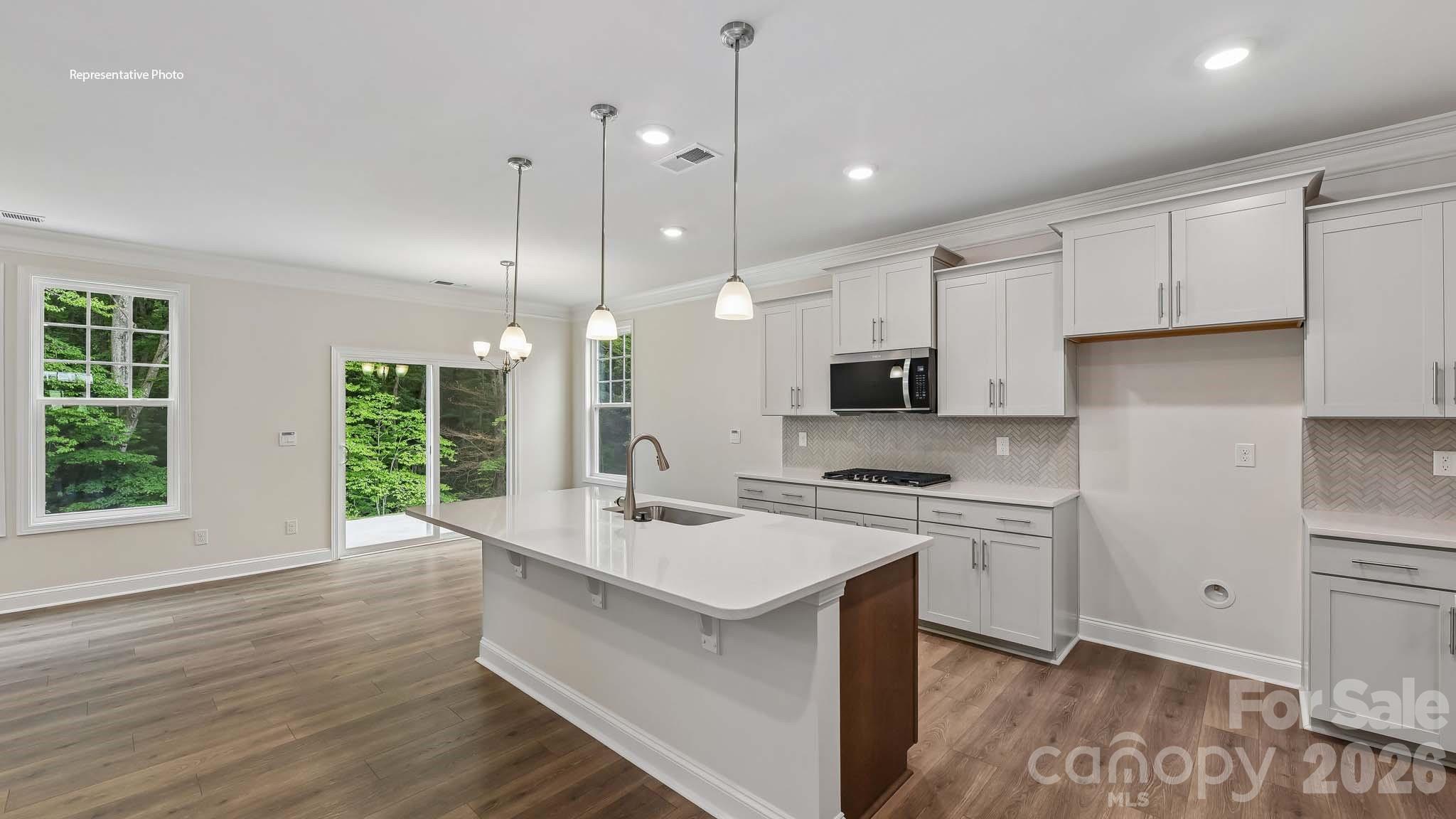 9123 Carver Avenue Property Photo 11
