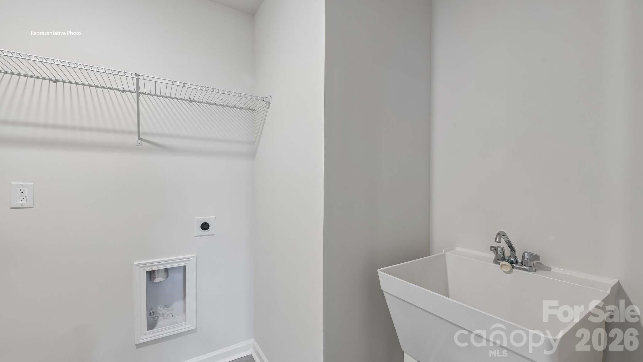 9123 Carver Avenue Property Photo 25