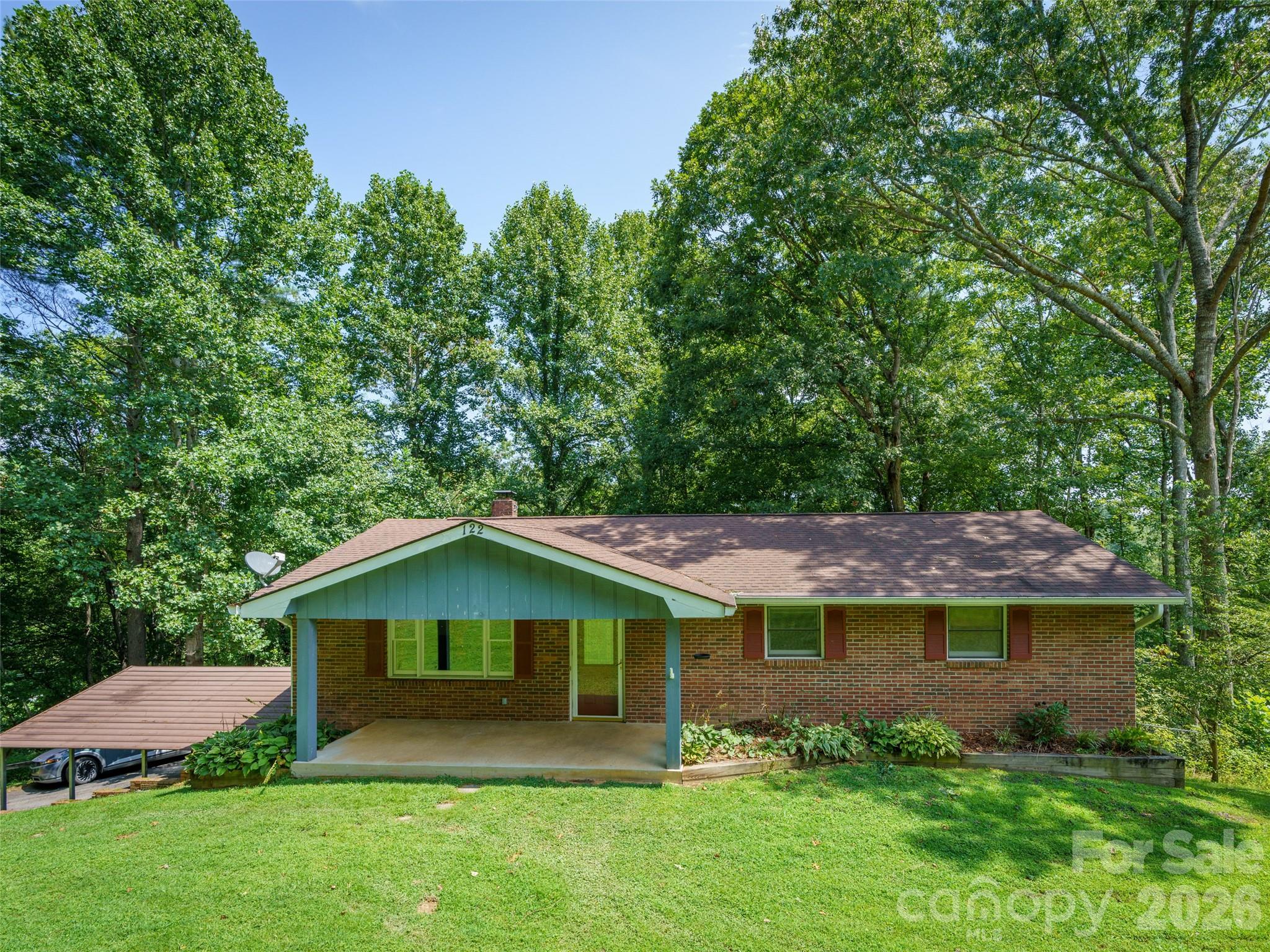 122 Mccall Road Property Photo 1