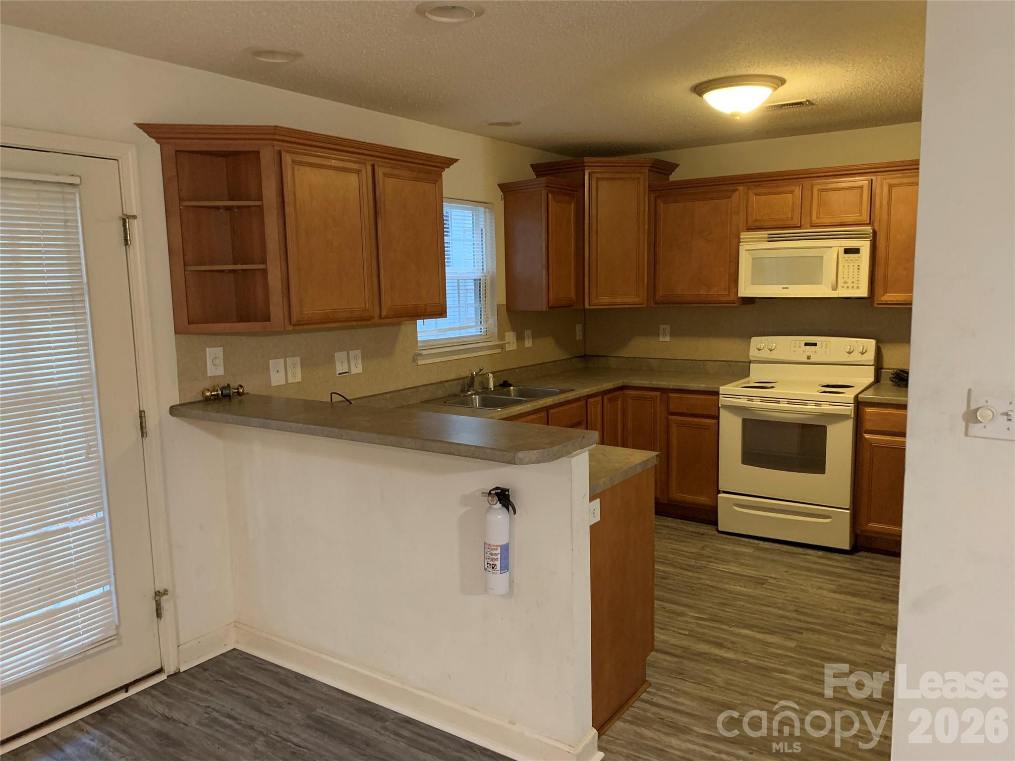 199 Clusters Circle Property Photo 2