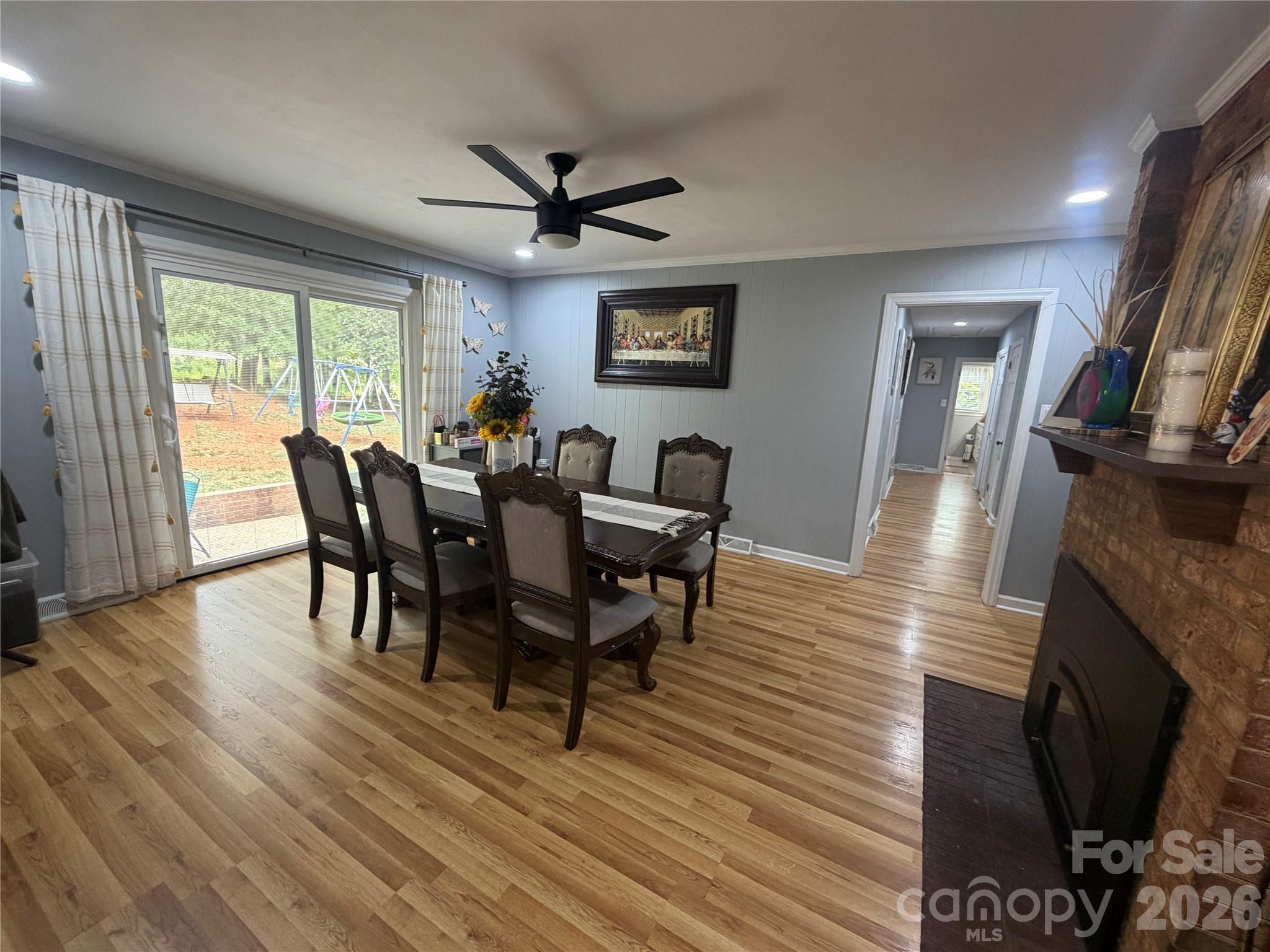 1110 Oak Hill Drive Property Photo 9