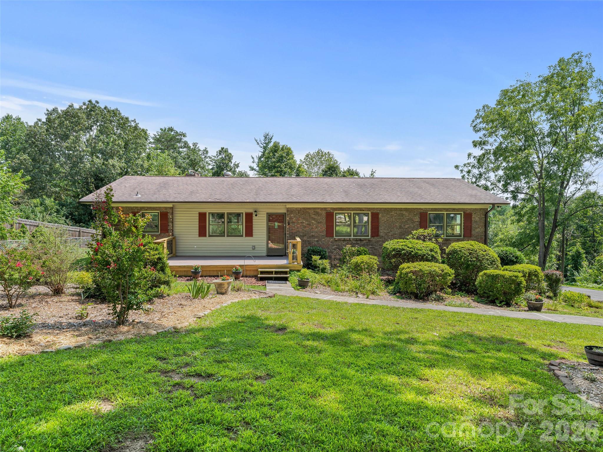 38 Chadwick Wade Drive Property Photo 1