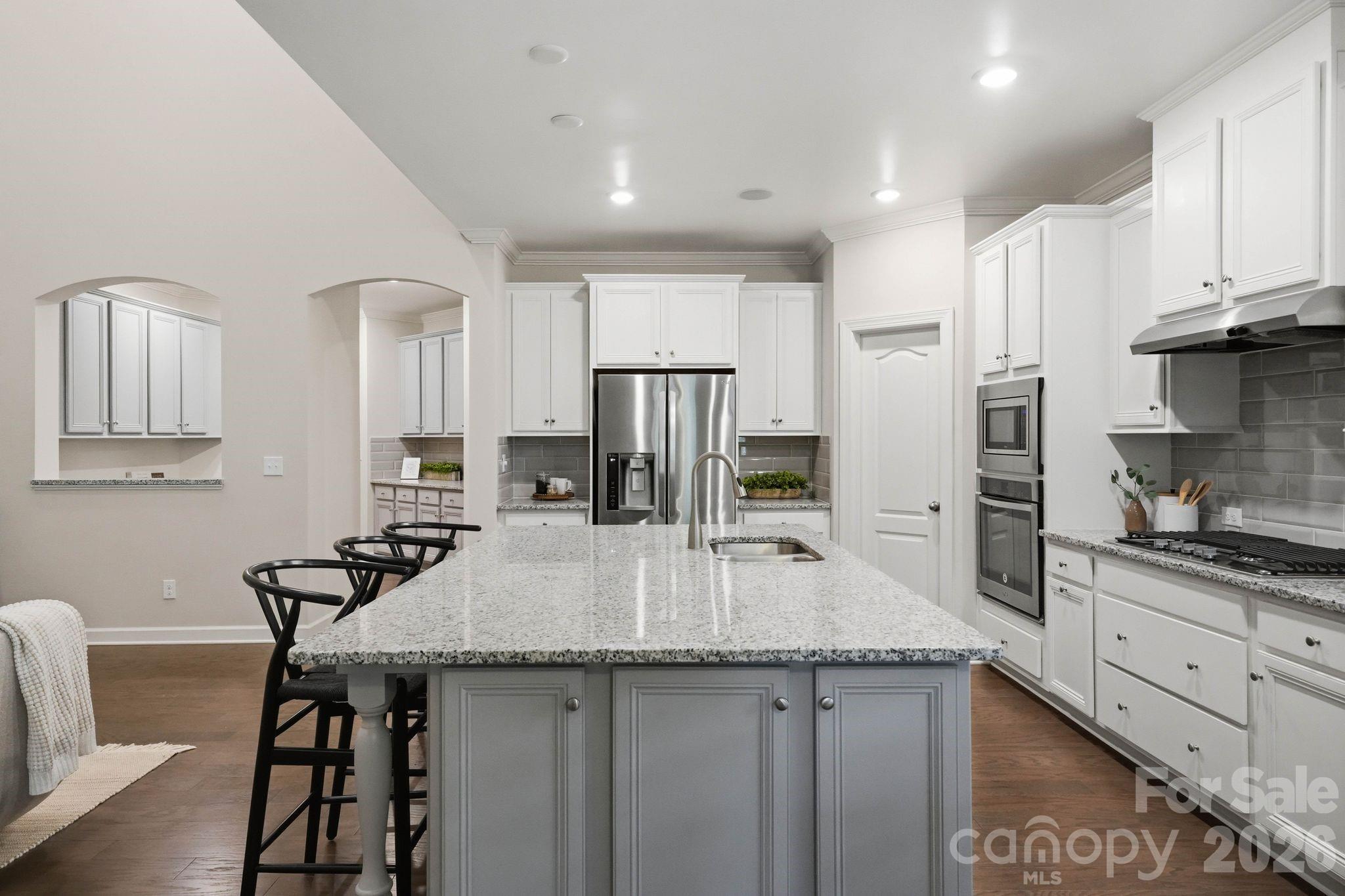 127 Smithfield Drive Property Photo 11