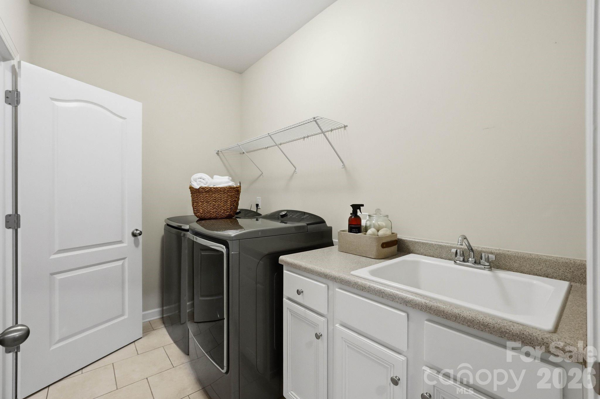 127 Smithfield Drive Property Photo 23