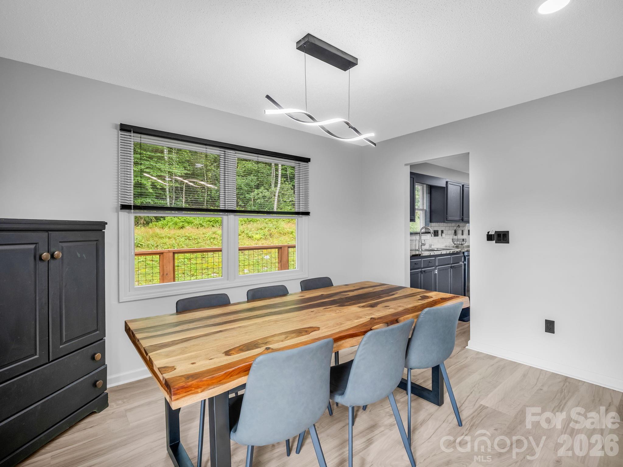 89 Hillview Circle Property Photo 12