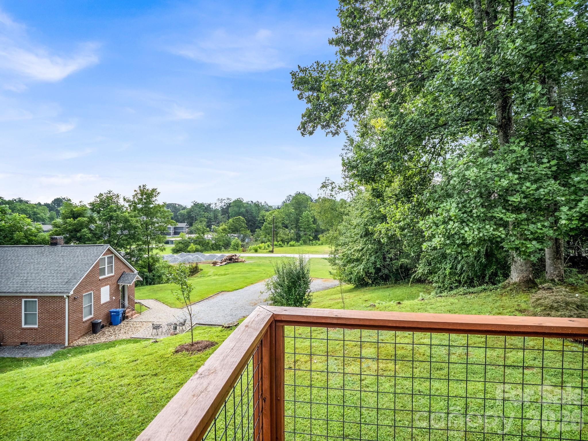 89 Hillview Circle Property Photo 31