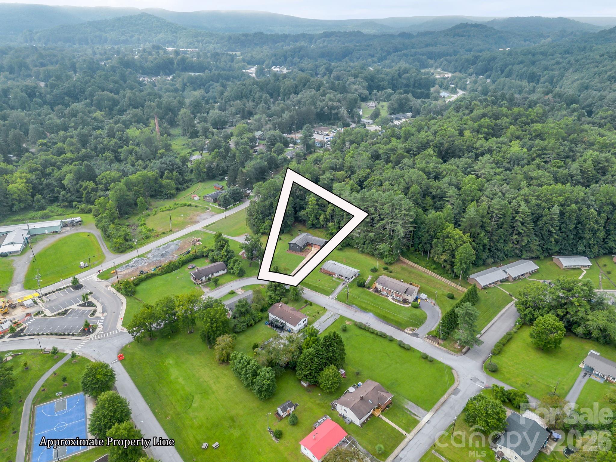 89 Hillview Circle Property Photo 32