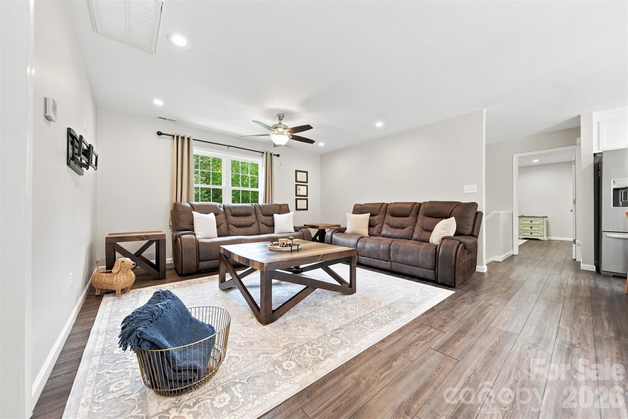 2953 2nd Street Court Property Photo 4