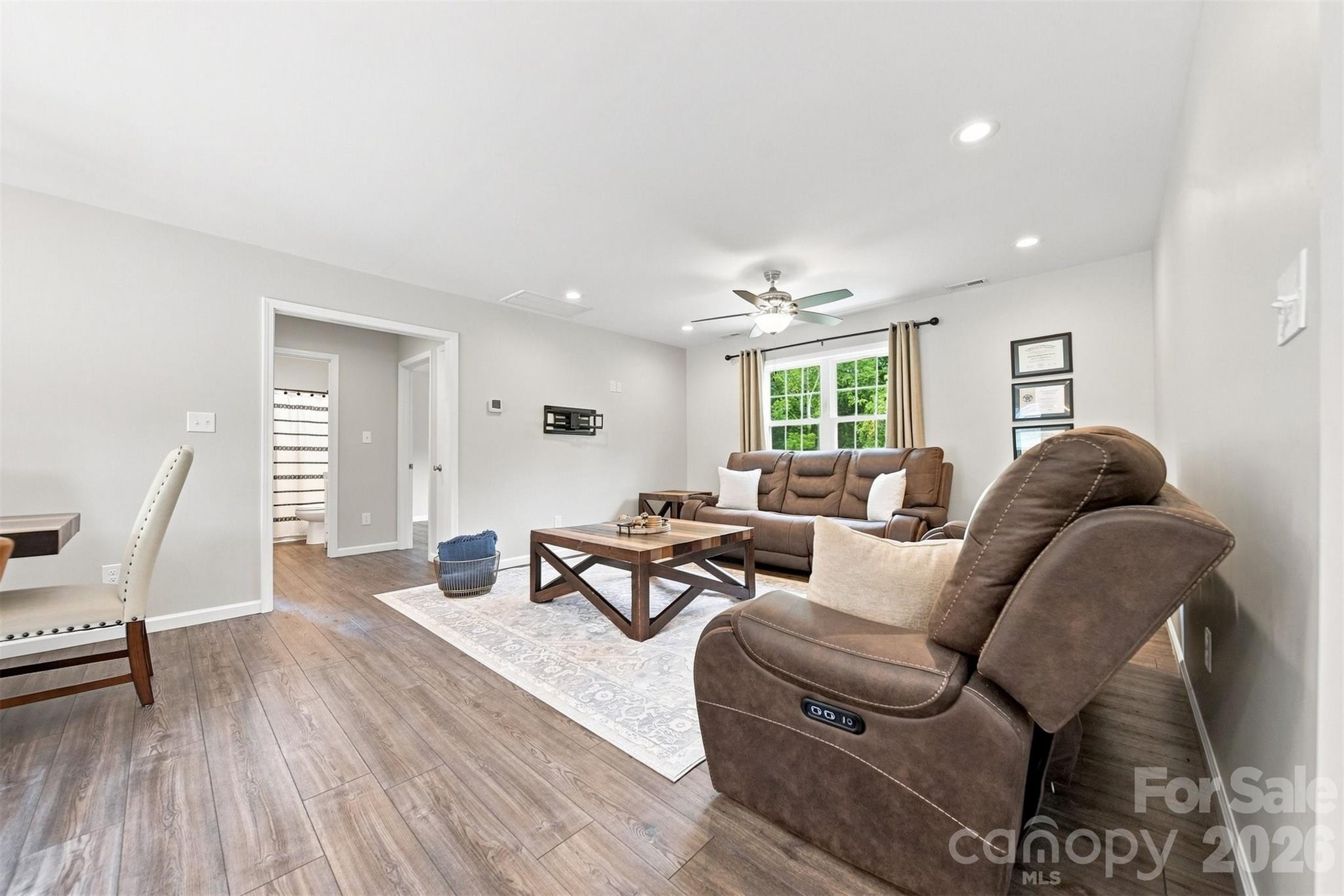 2953 2nd Street Court Property Photo 6
