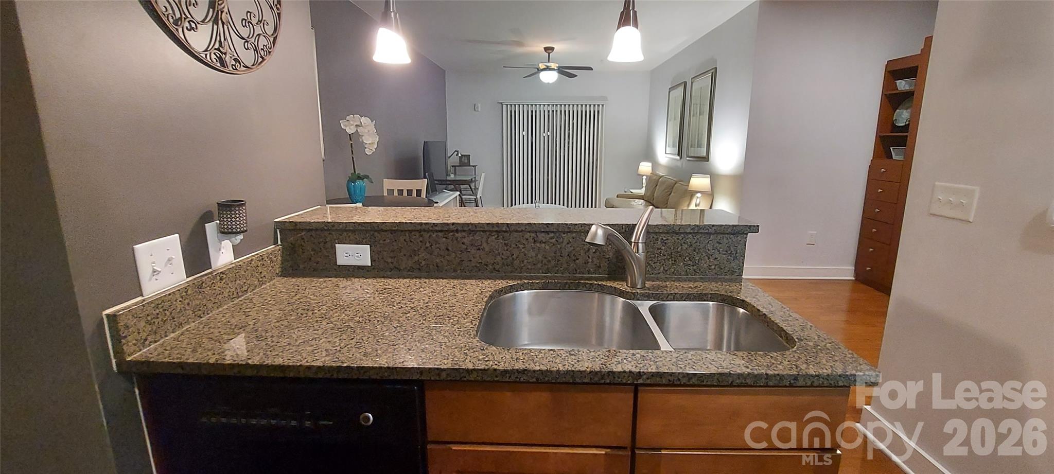 630 Calvert Street 207 Property Photo 6