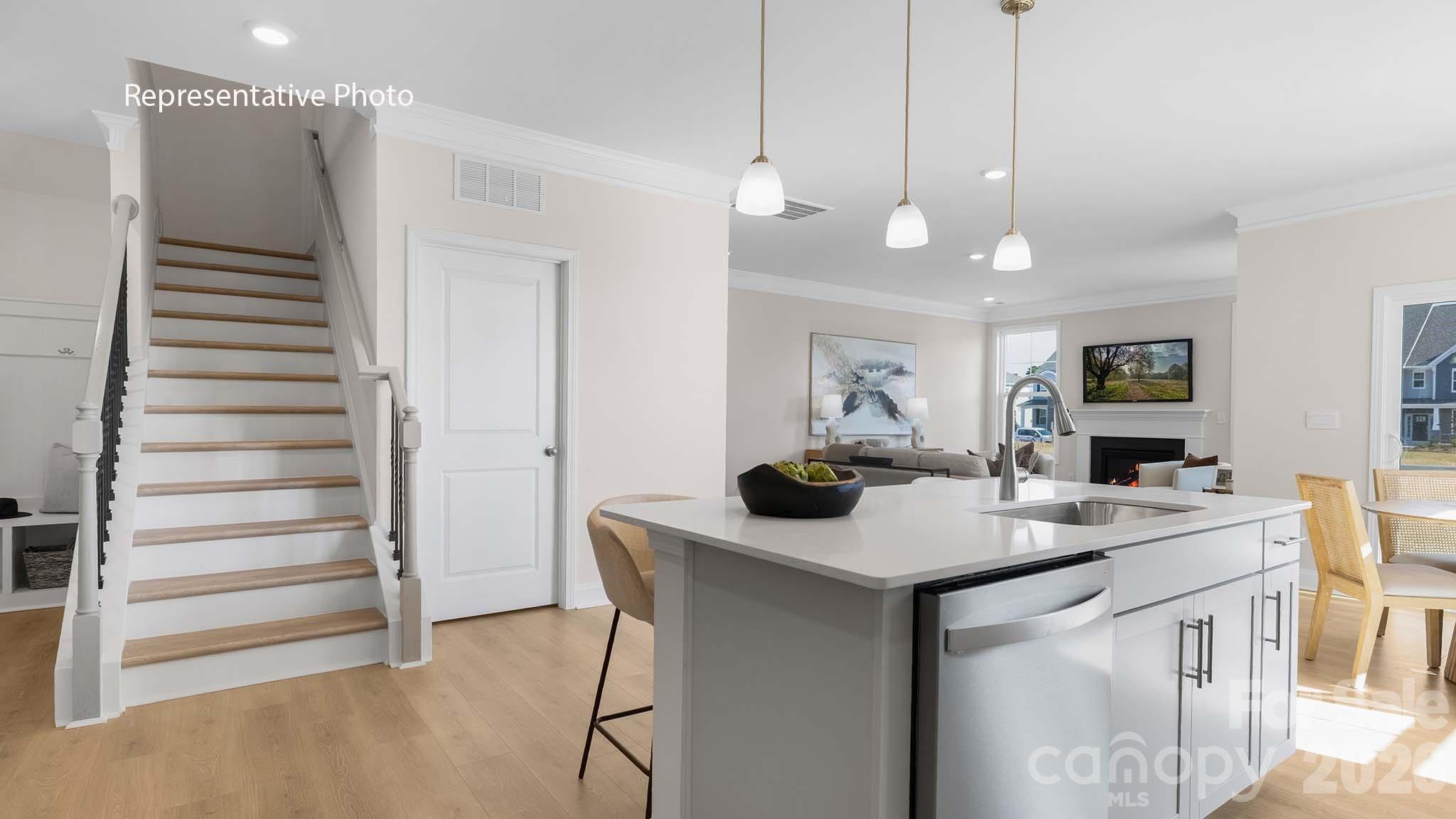 9205 Carver Avenue Property Photo 10