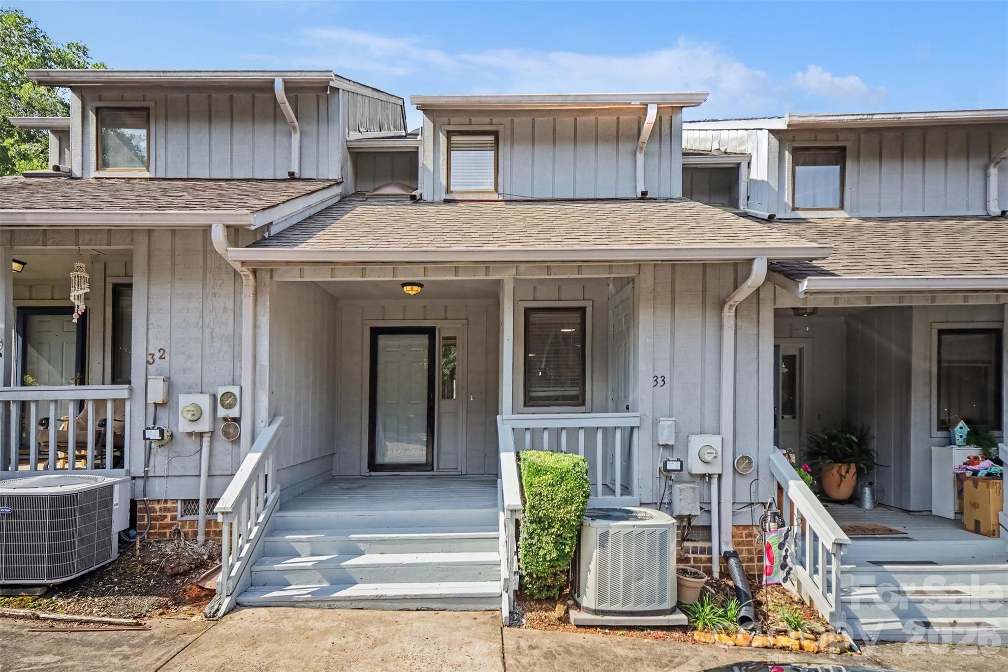 100 Willow Run Drive 33 Property Photo 1