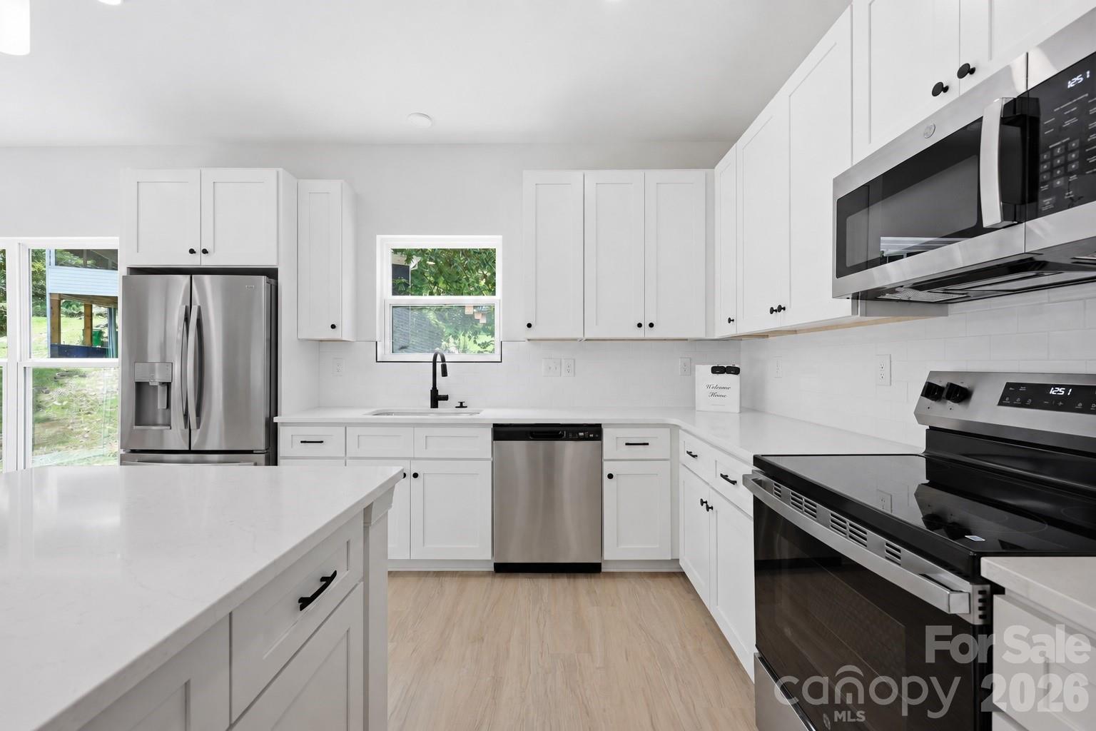 5016 Hoover Drive Property Photo 12