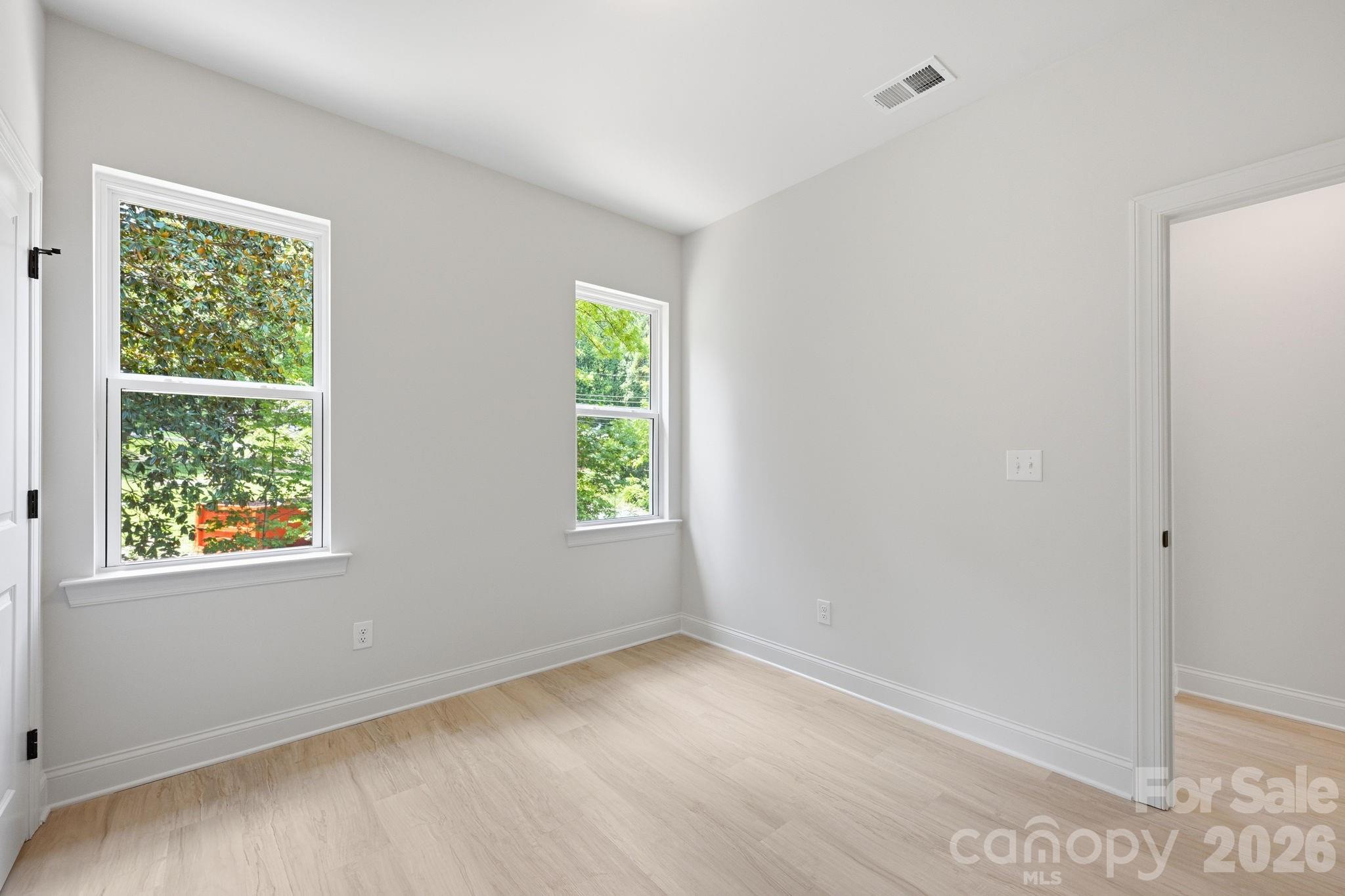 5016 Hoover Drive Property Photo 21