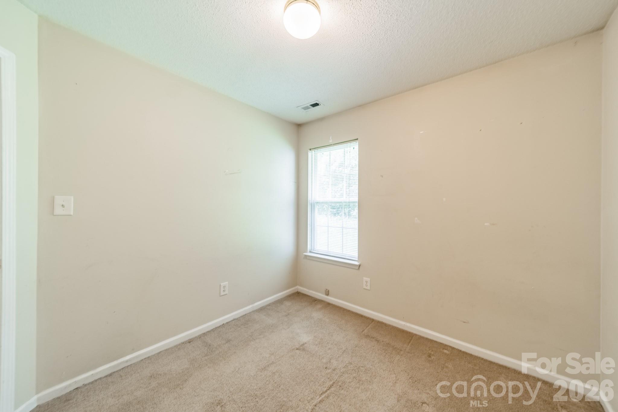 1914 Mission Oaks Street Property Photo 22