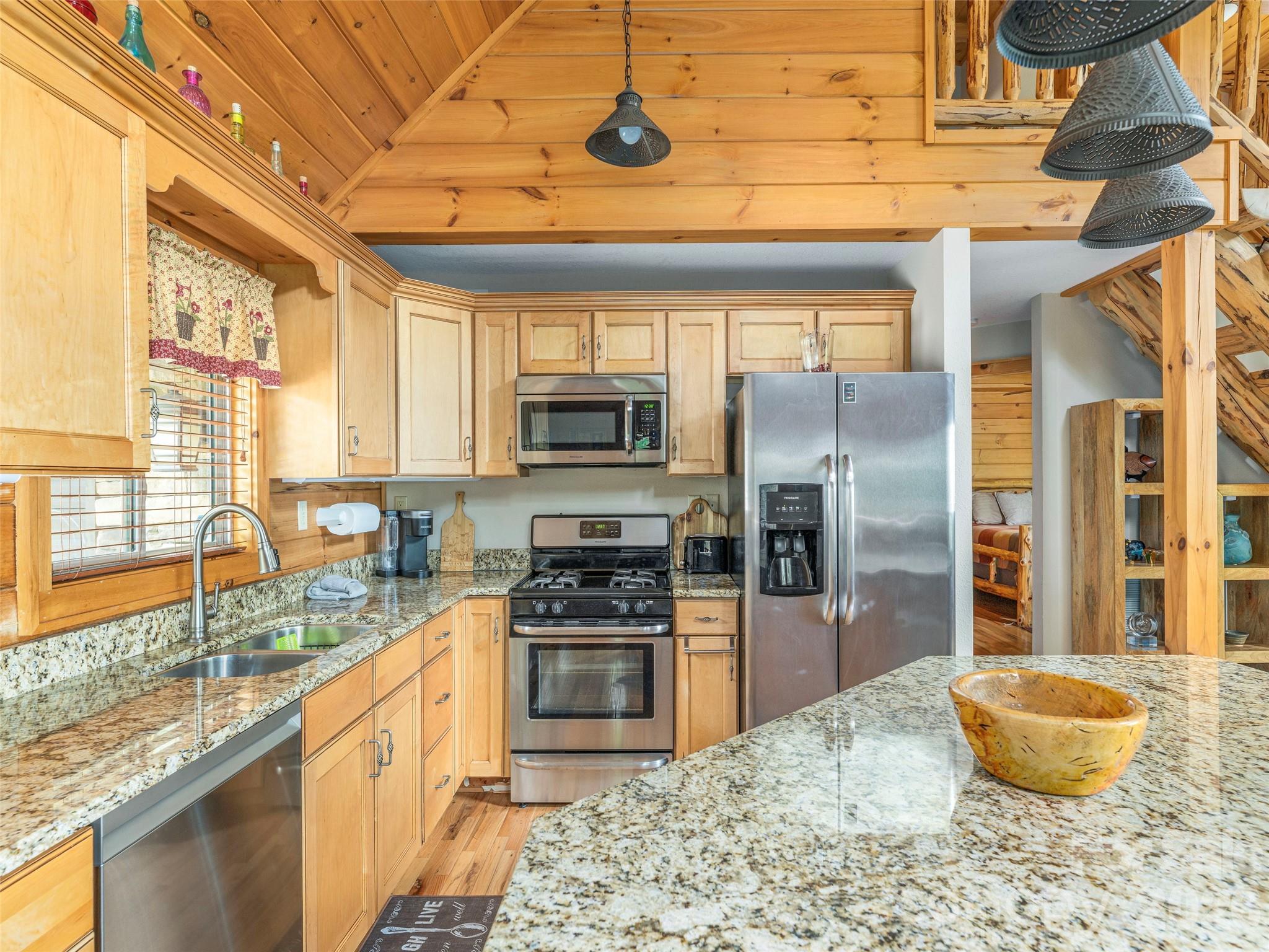 332 Gadohi Trail Property Photo 13