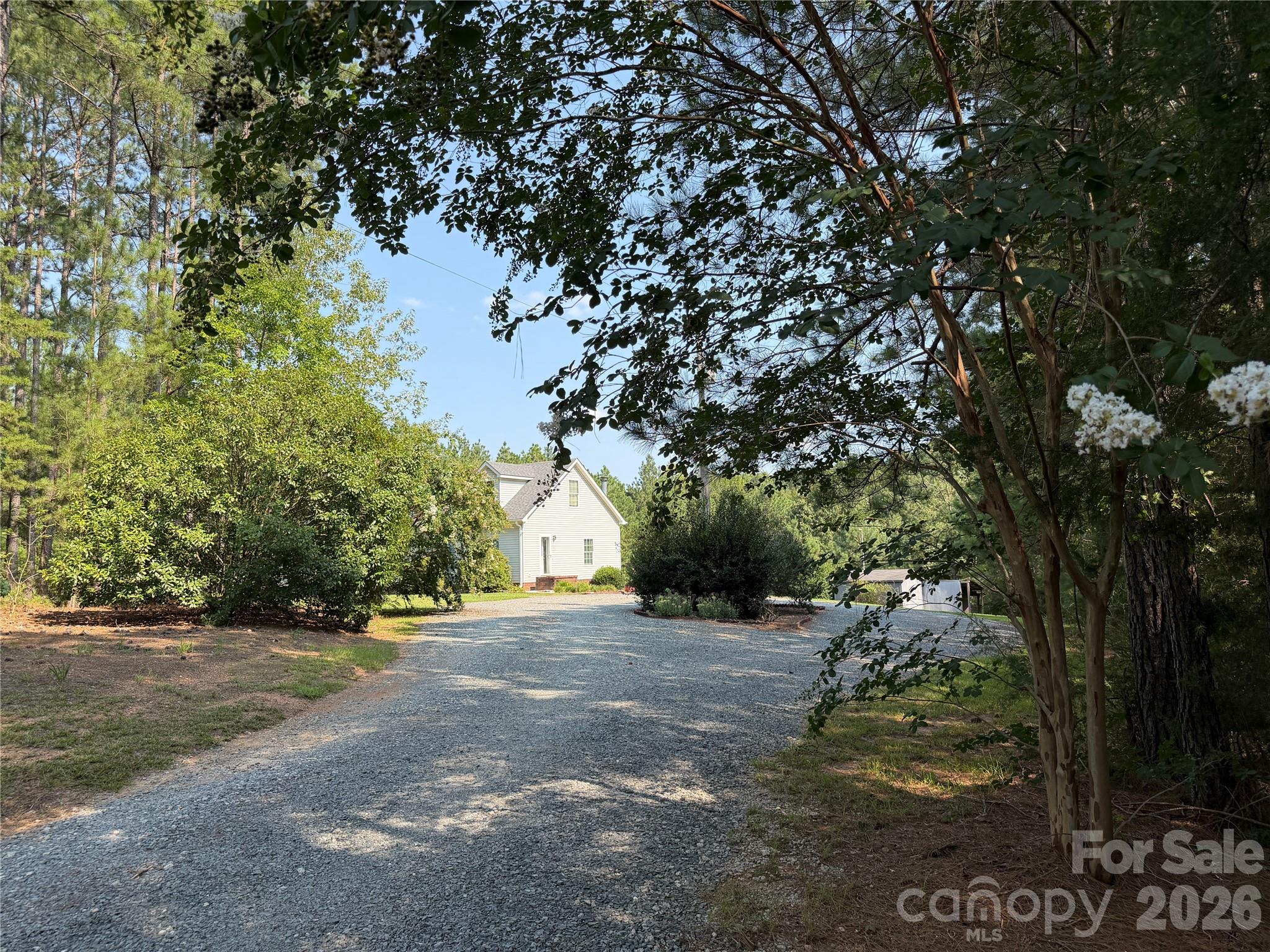 2787 Kiker Road Property Photo 2