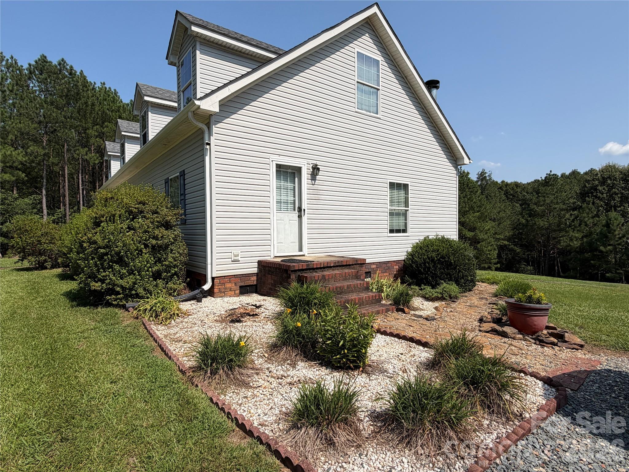 2787 Kiker Road Property Photo 5