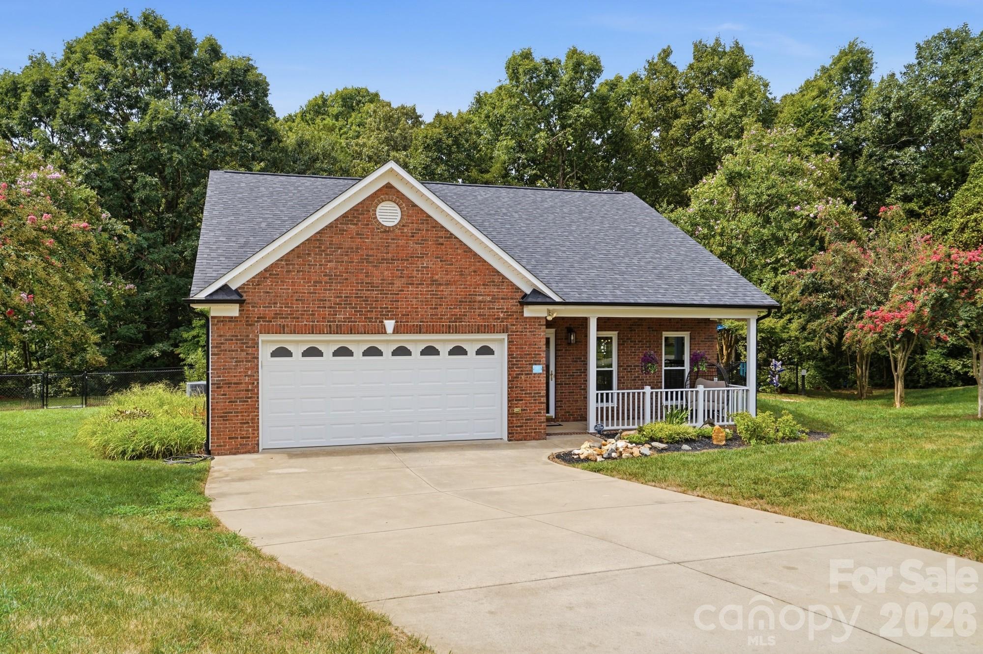 282 Kendra Drive Property Photo 6