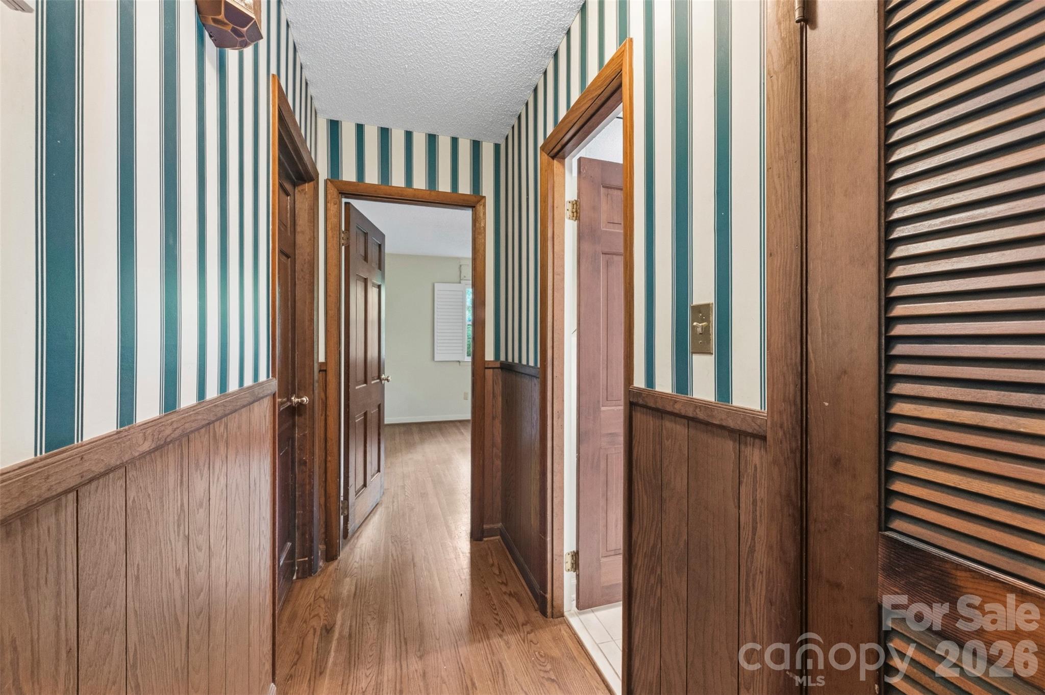 3110 Robinwood Road Property Photo 9