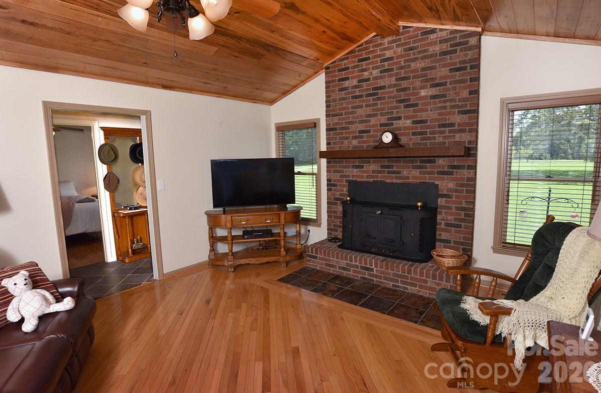 1175 Panhandle Road Property Photo 3